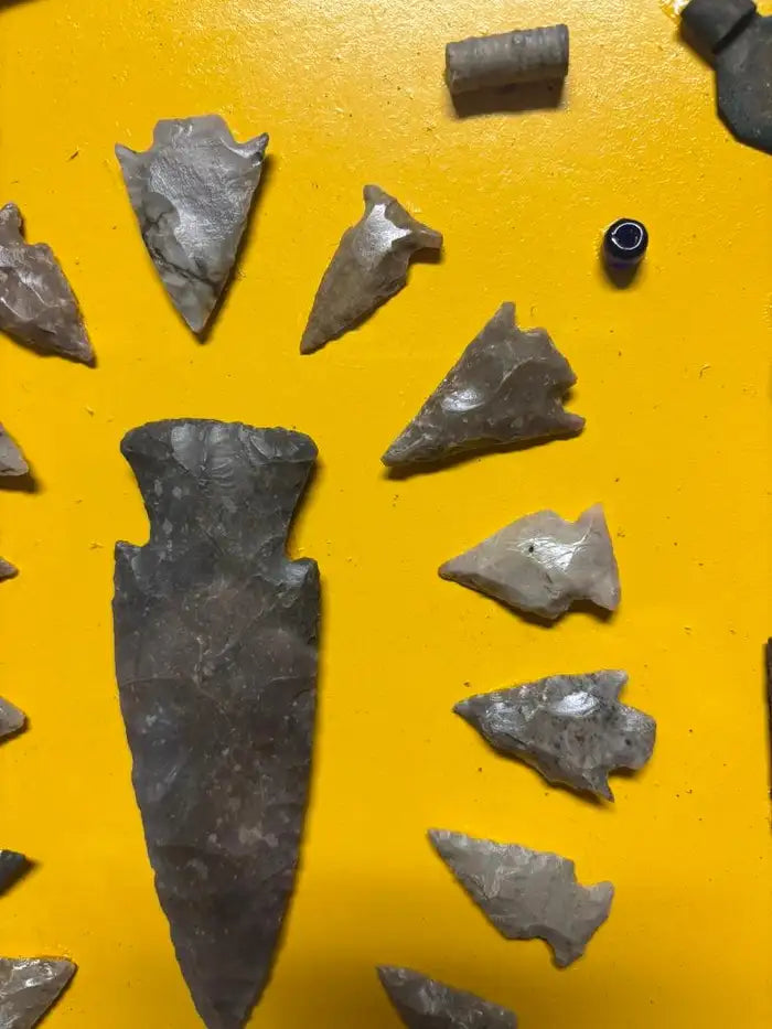Arrowhead Collection, Eastern Woodlands Indians Artifacts, Stone, Copper, Bone