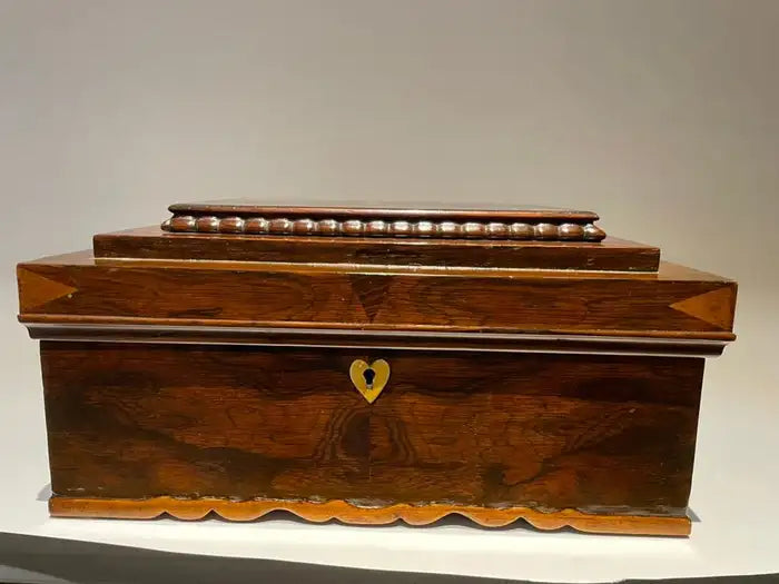 19th Century American Rosewood Box with Fruit Wood Star Inlay