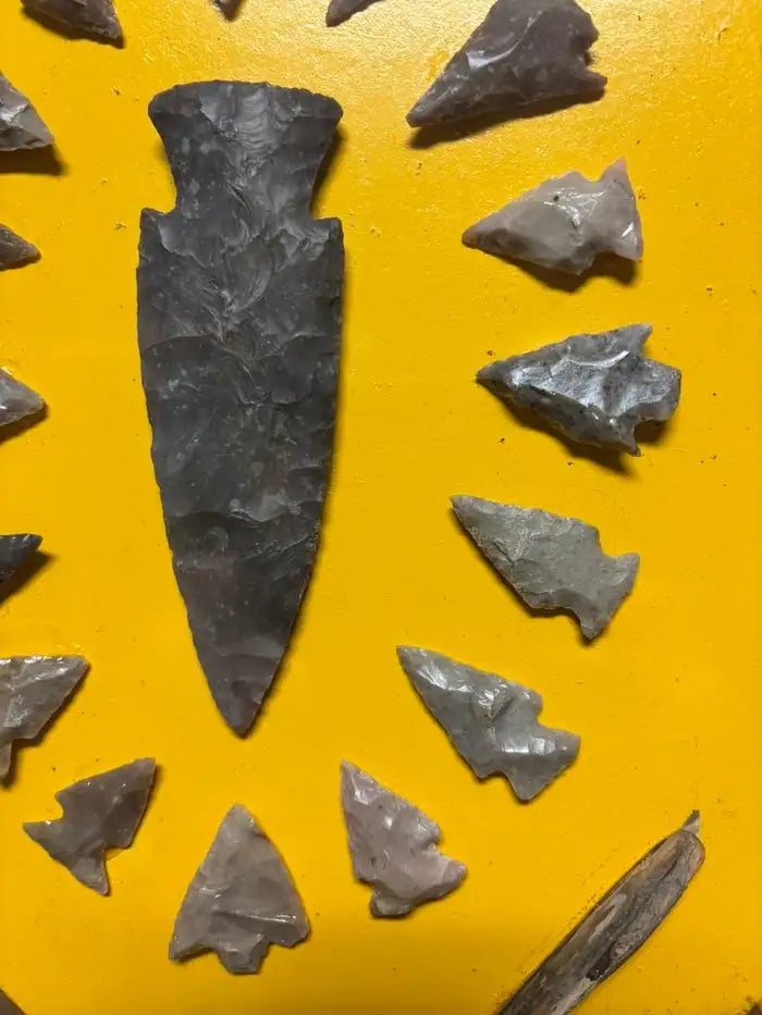 Arrowhead Collection, Eastern Woodlands Indians Artifacts, Stone, Copper, Bone
