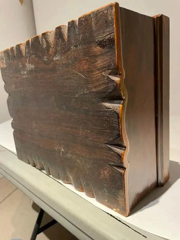 19th Century American Rosewood Box with Fruit Wood Star Inlay