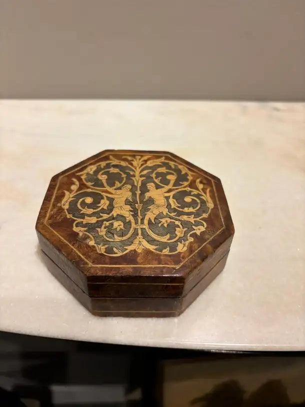 Italian Renaissance Style Octagonal Burl Wood Box With Fruit Wood Inlay