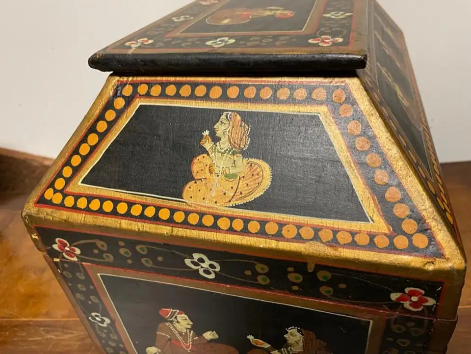 Anglo Indian Decorative Box with Painted Figures of Dancers