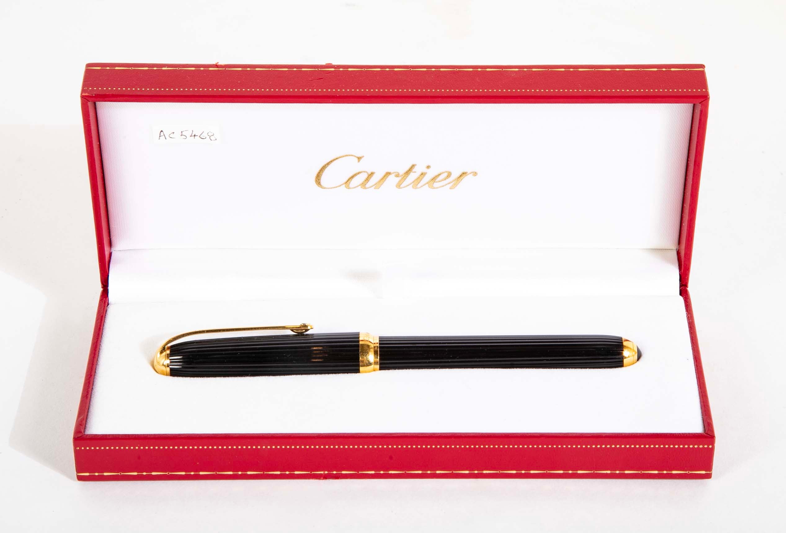 18 Karat Gold Cartier Fountain Pen With Original Box