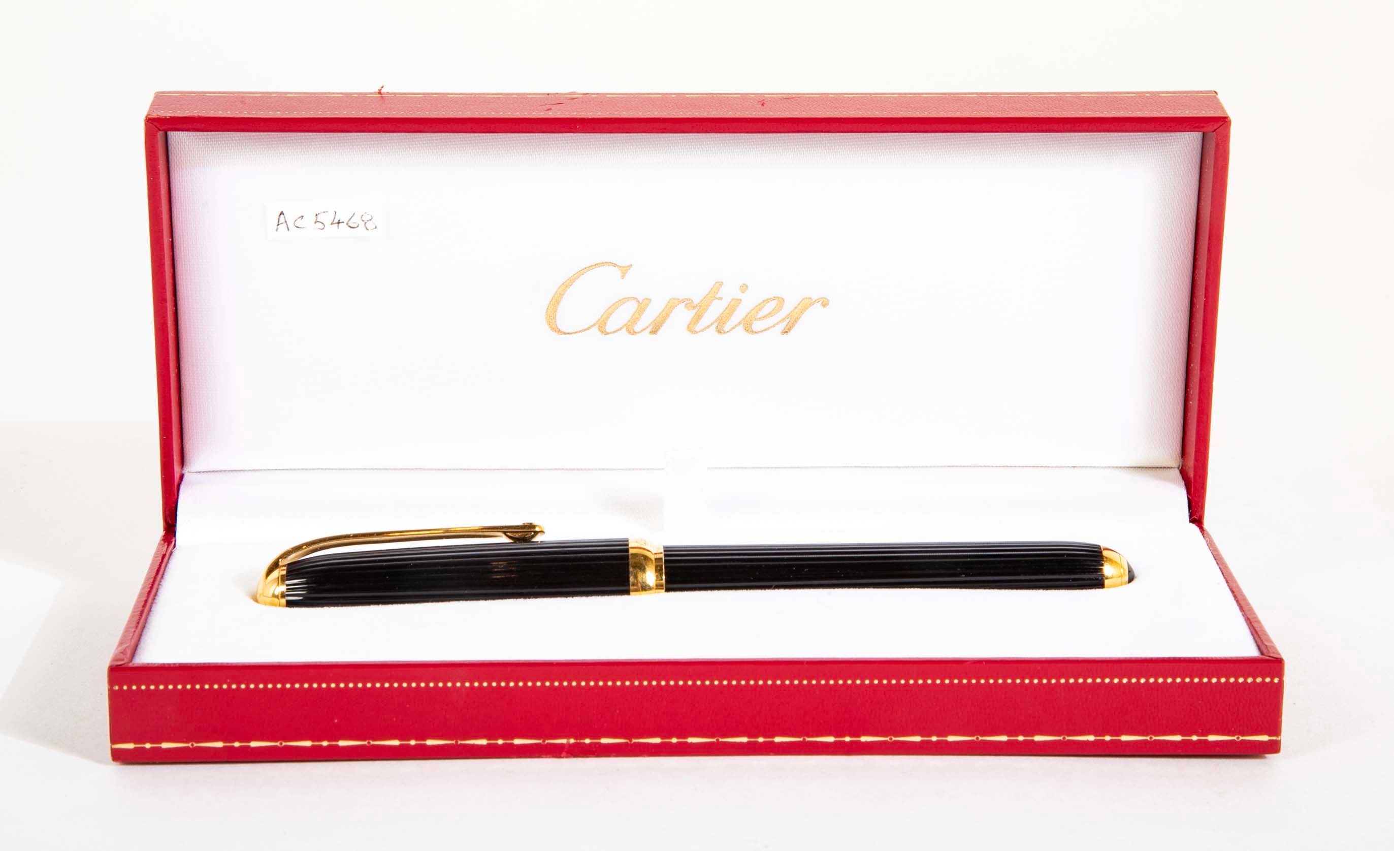 18 Karat Gold Cartier Fountain Pen With Original Box