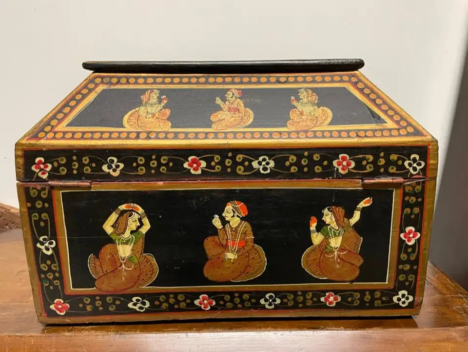 Anglo Indian Decorative Box with Painted Figures of Dancers