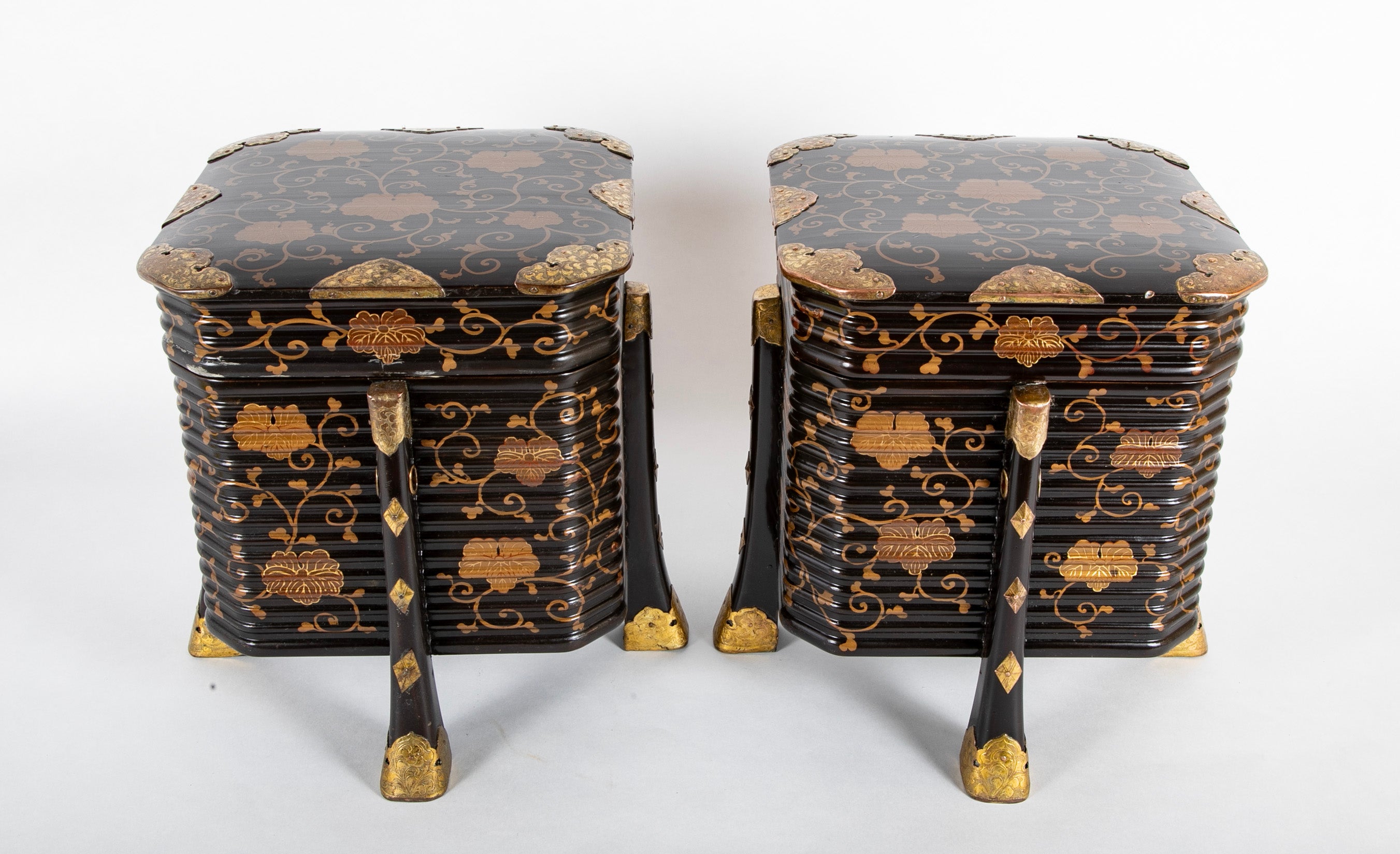 Pair of Japanese Black & Gold Lacquer Samurai Hakko Bako Boxes