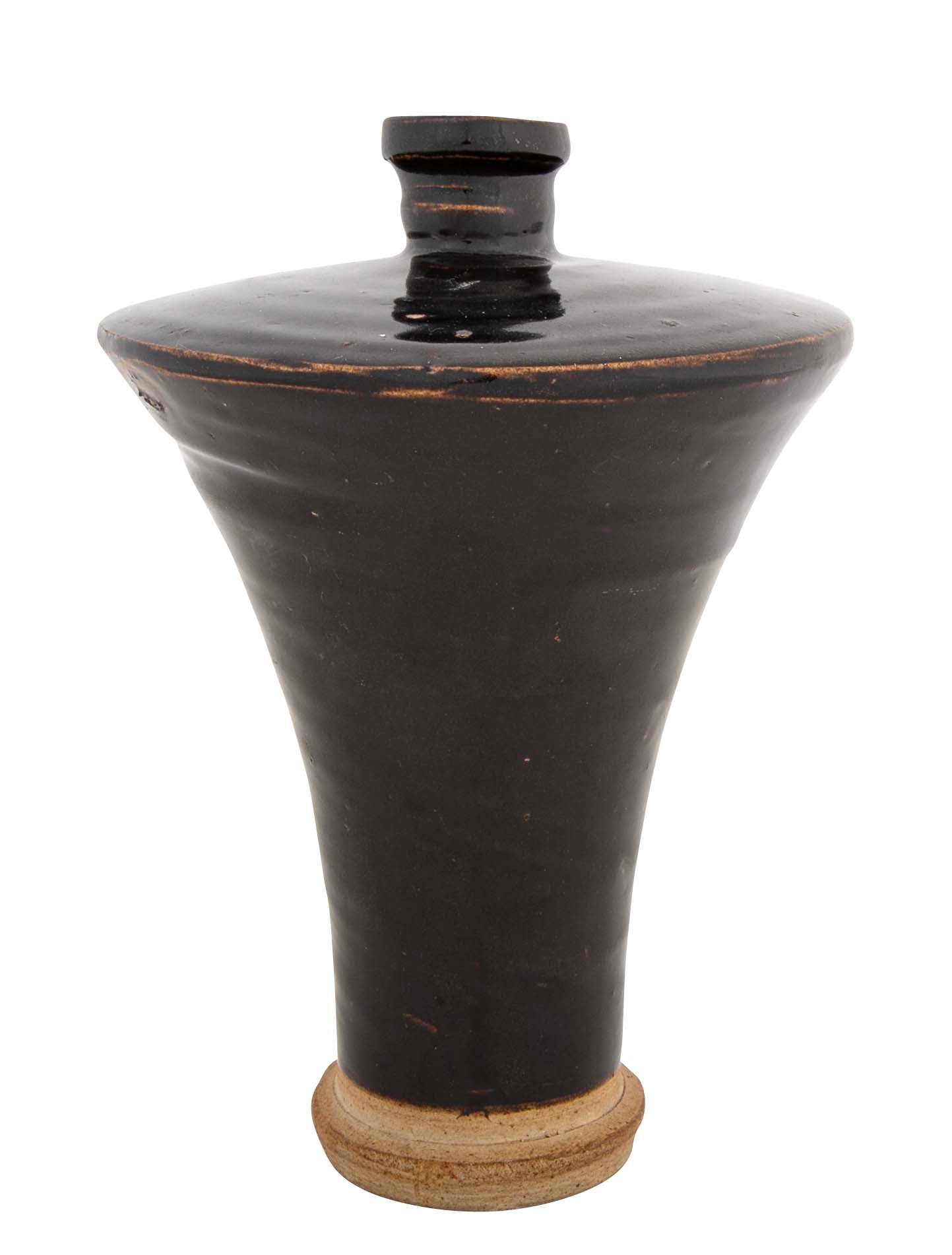 Chinese Song Dynasty Brown Glazed Ceramic Vessel