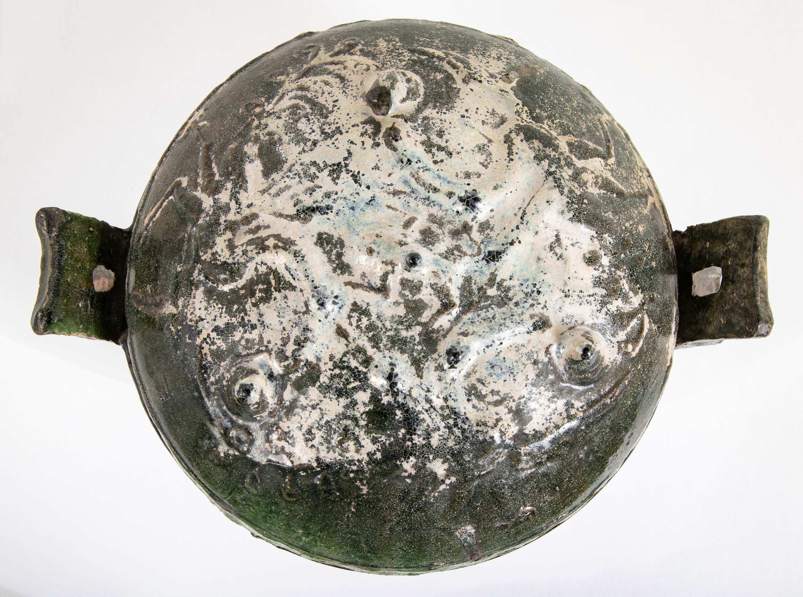 Chinese Rounded Footed Covered Jar