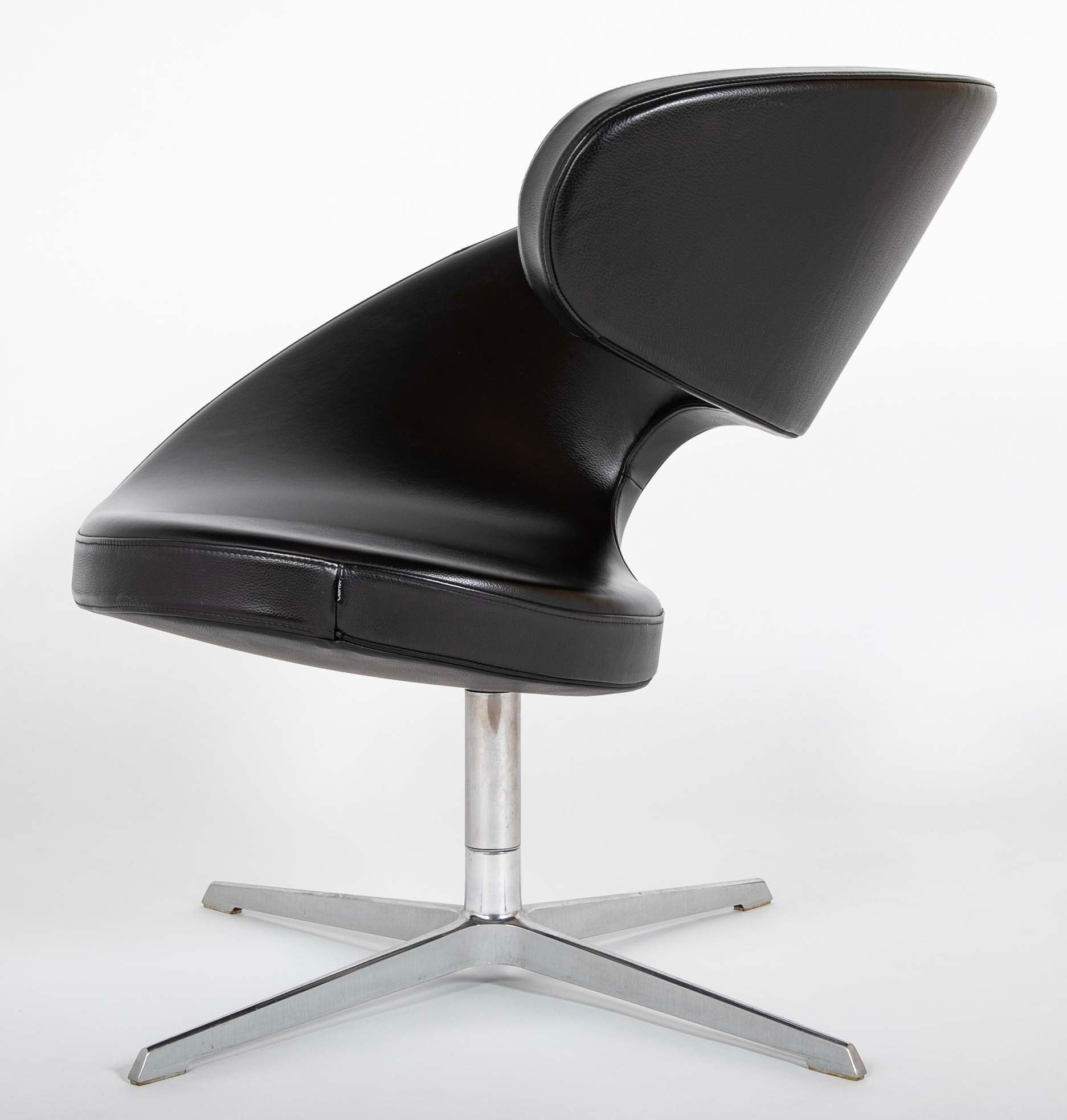 Olav Eldoy (b.1948) "Peel" Black Leather Swivel Club Chairs