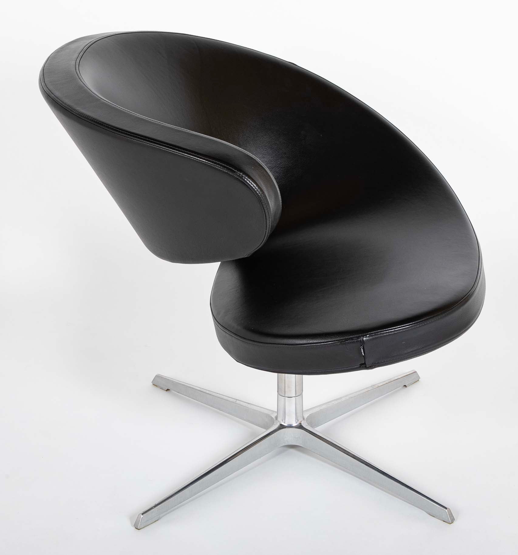 Olav Eldoy (b.1948) "Peel" Black Leather Swivel Club Chairs