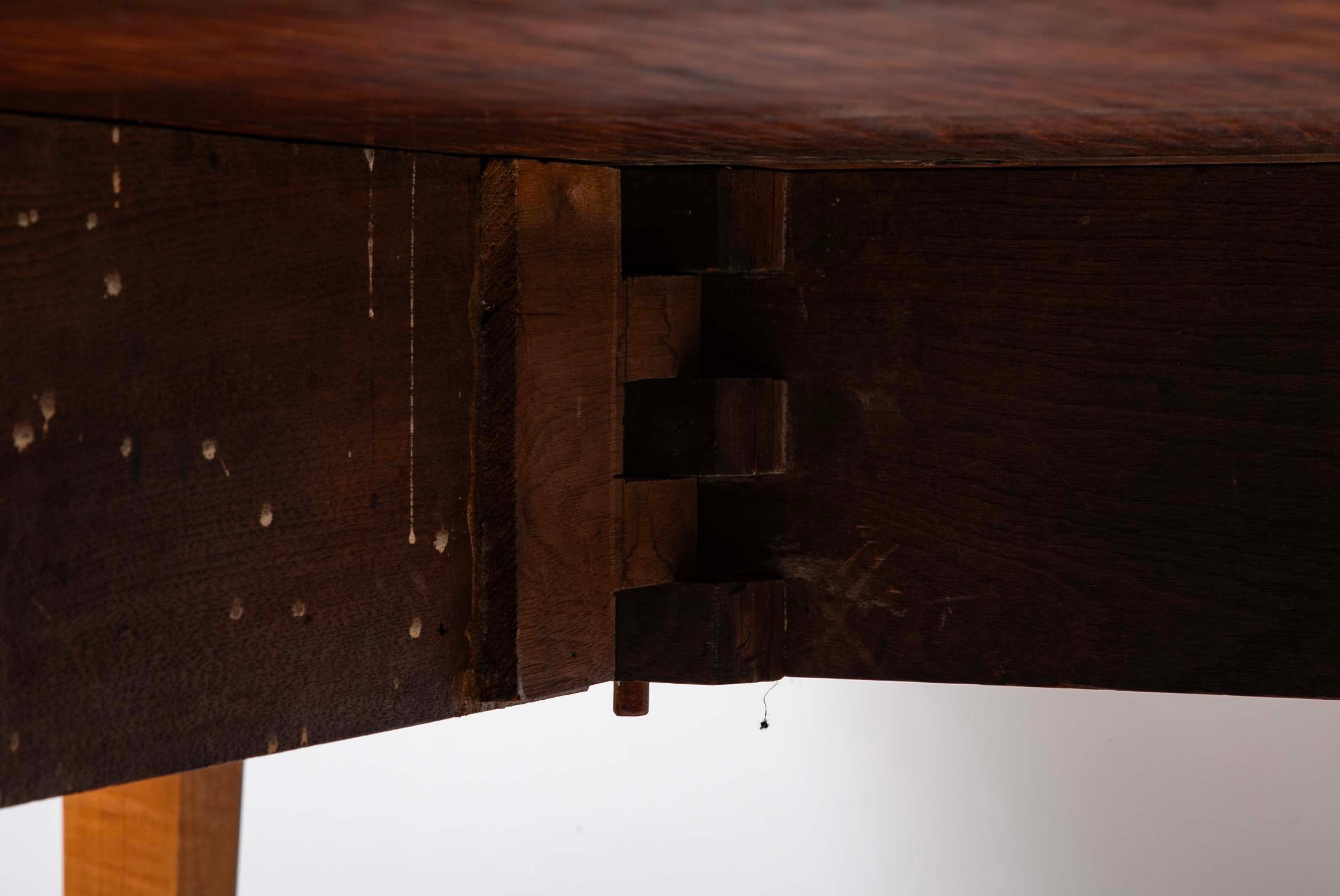 An American Federal Drop Leaf Tiger Maple Table