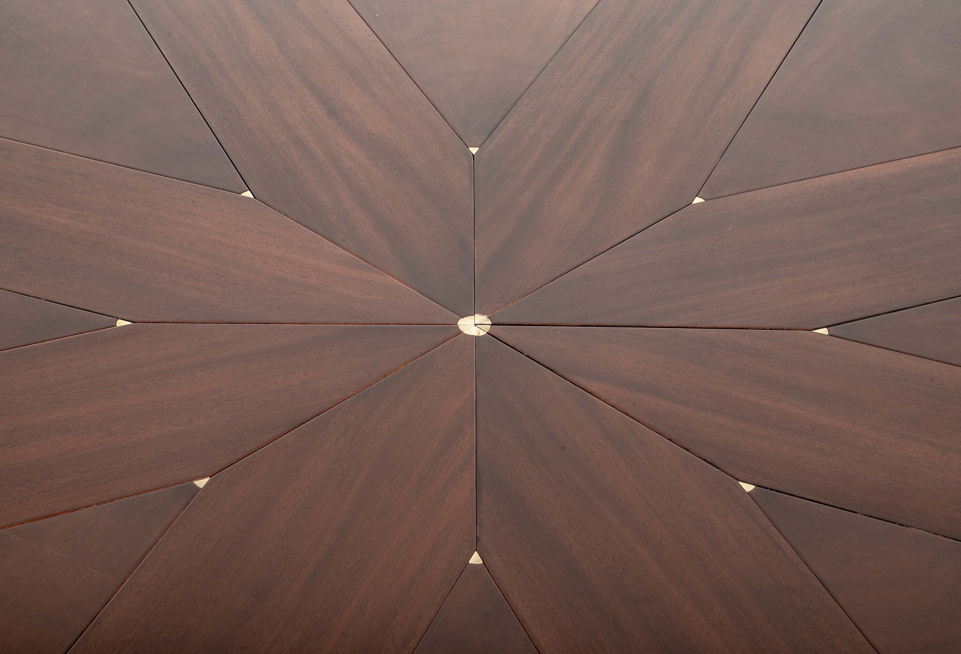 Mahogany Jupe Style Circular Extension Table