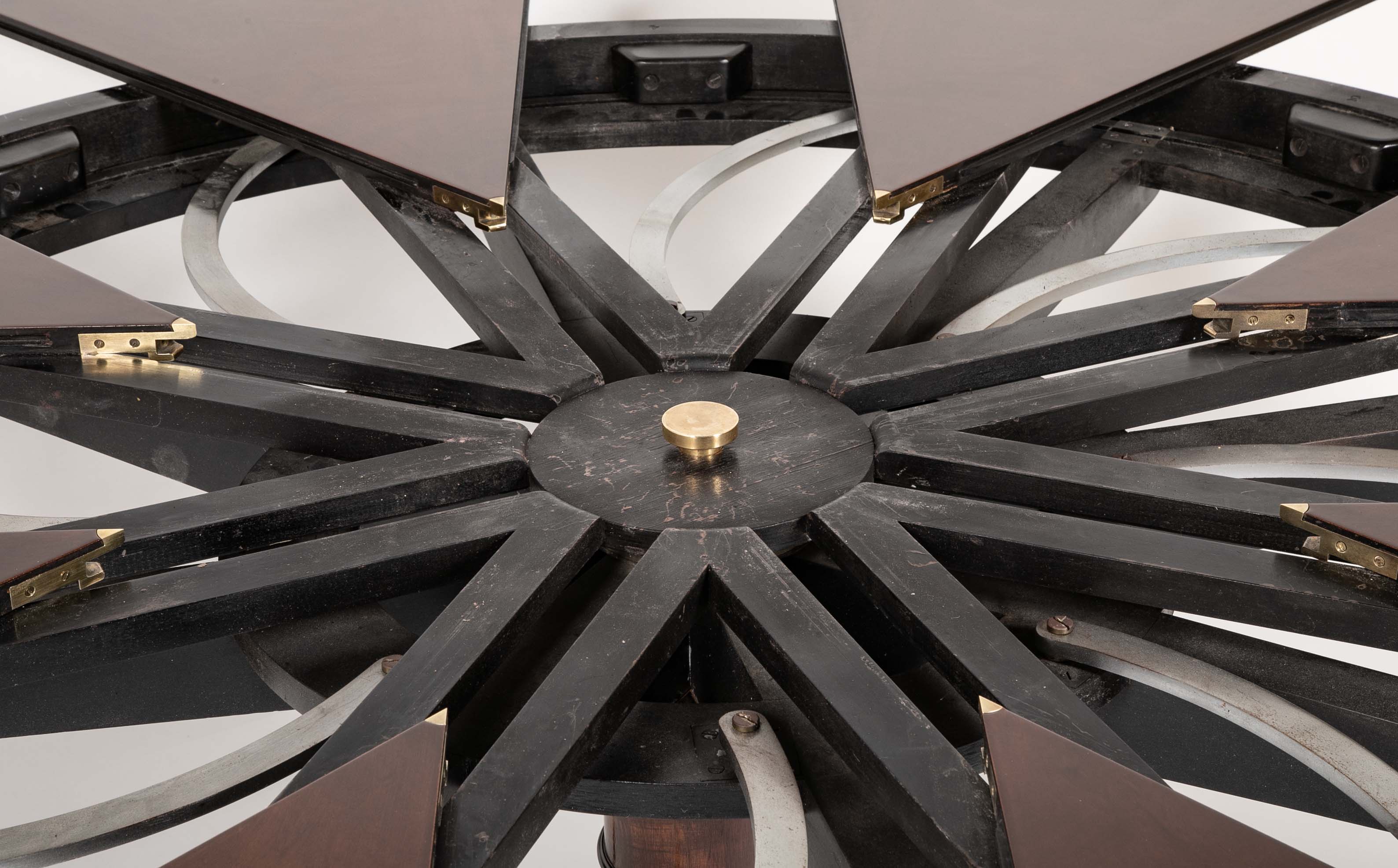 Mahogany Jupe Style Circular Extension Table