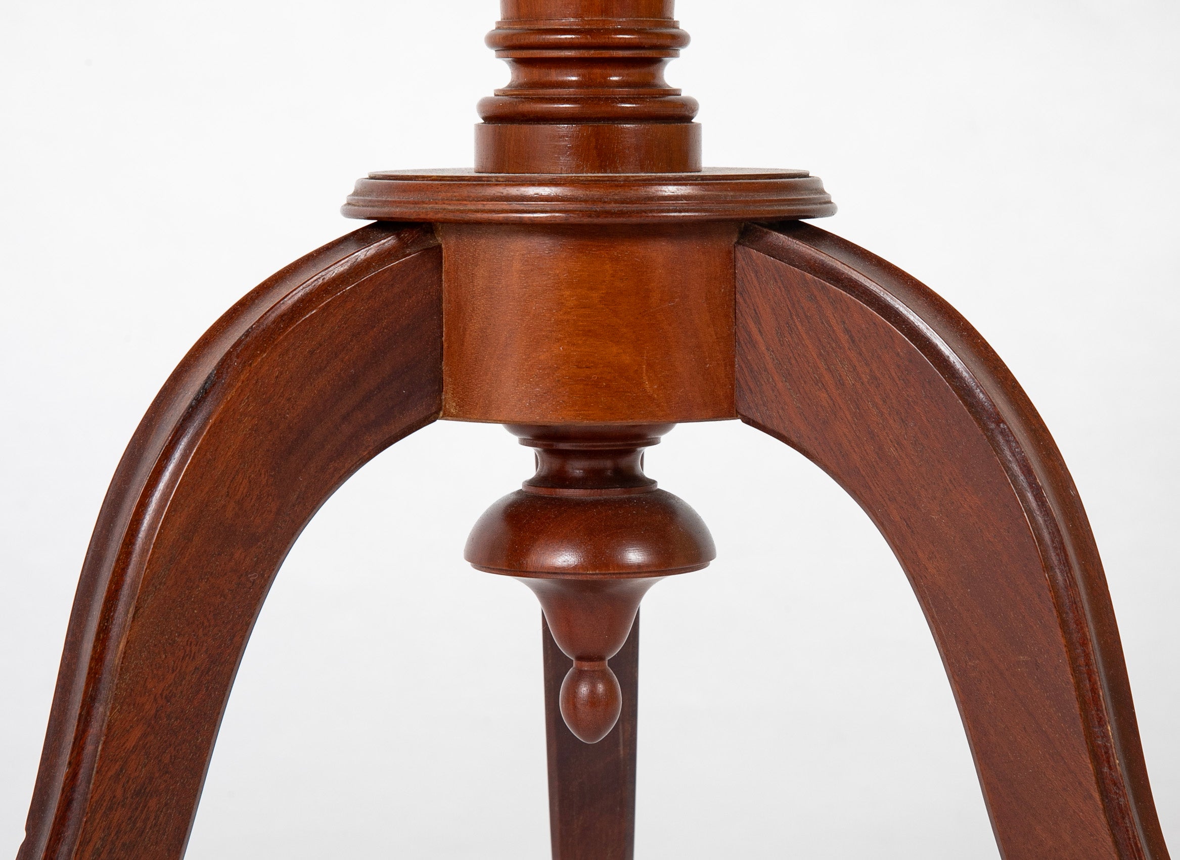 French 20th Century Late Louis XVI Style Gueridon
