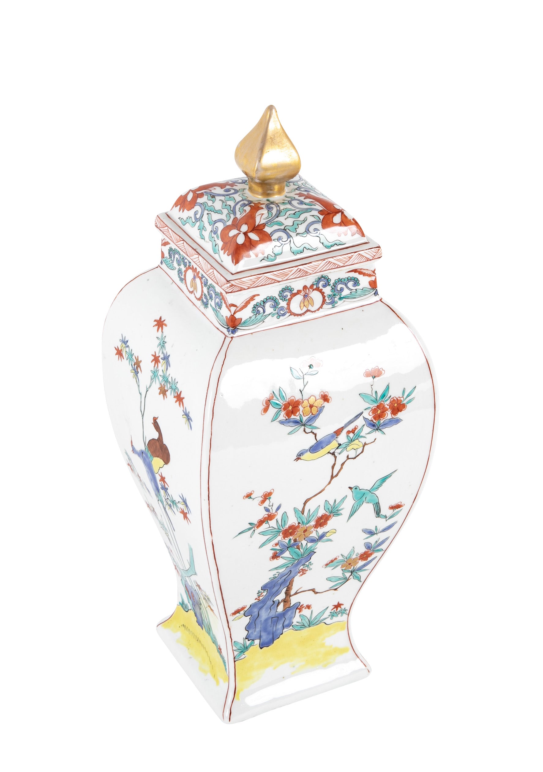 French Lidded Garniture Vase in the Kakiemon Style