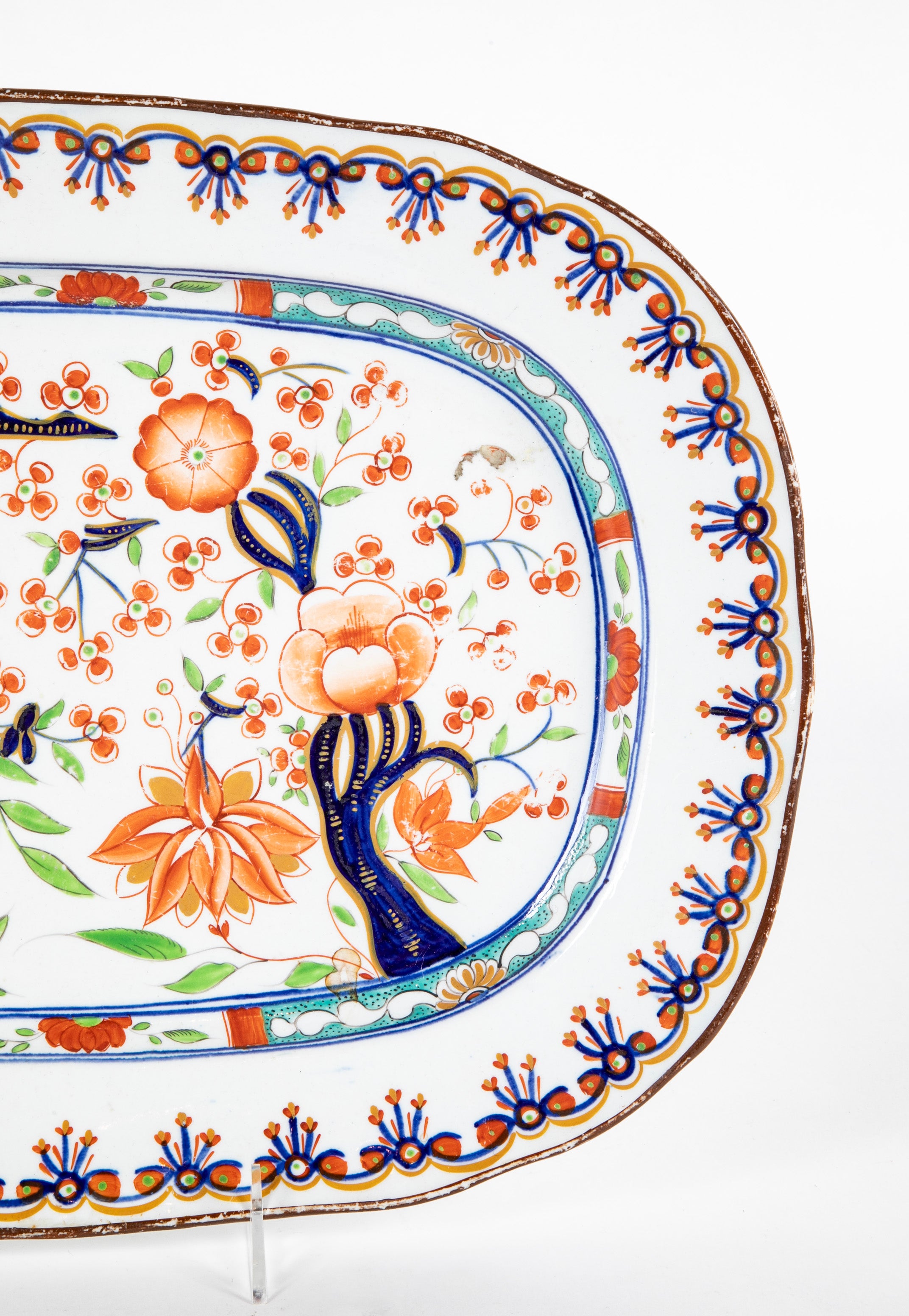 Early 19th Century English Coalport Platter in the Kakiemon Style