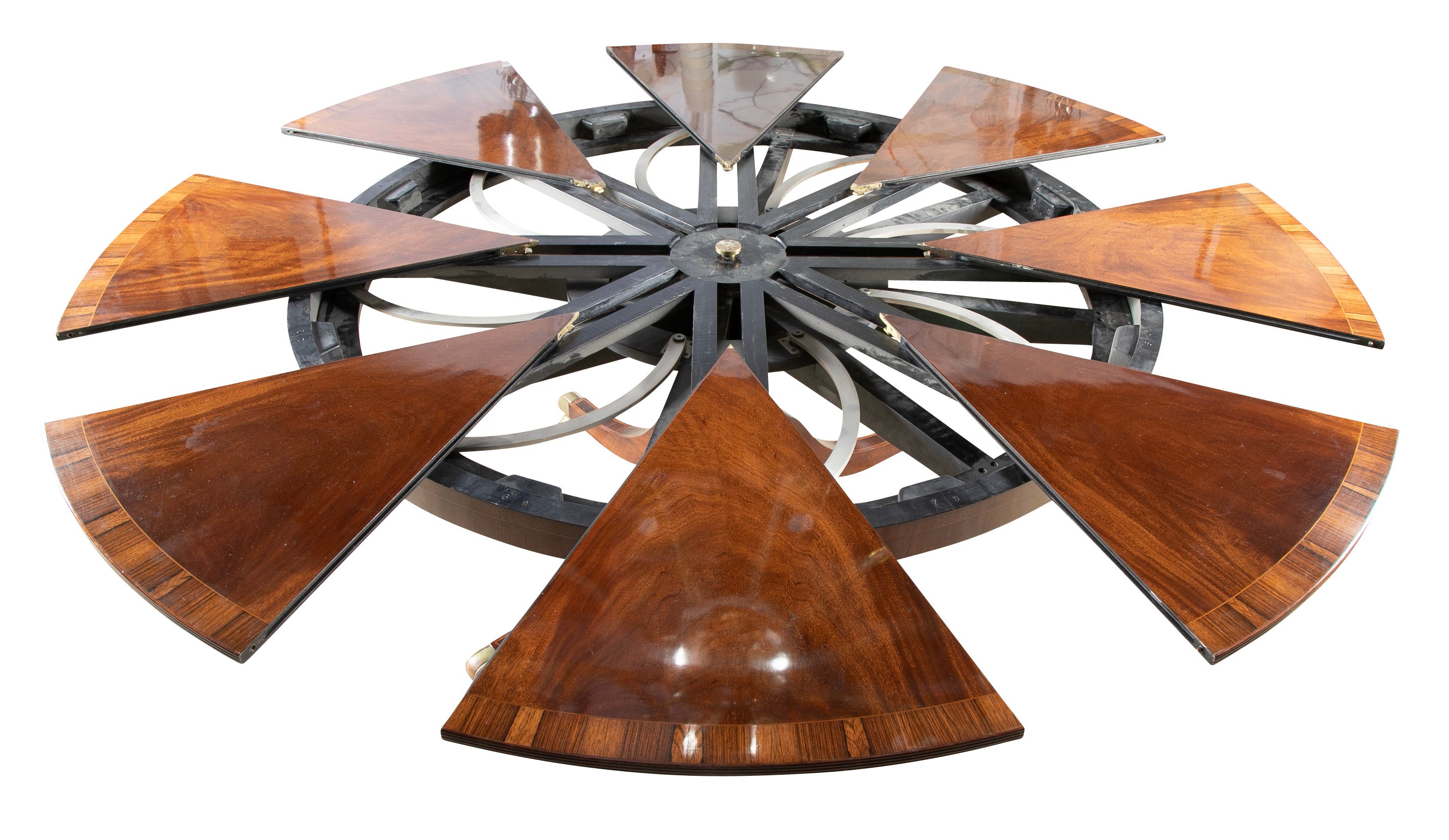 A Regency Style Jupe Dining Table in Mahogany