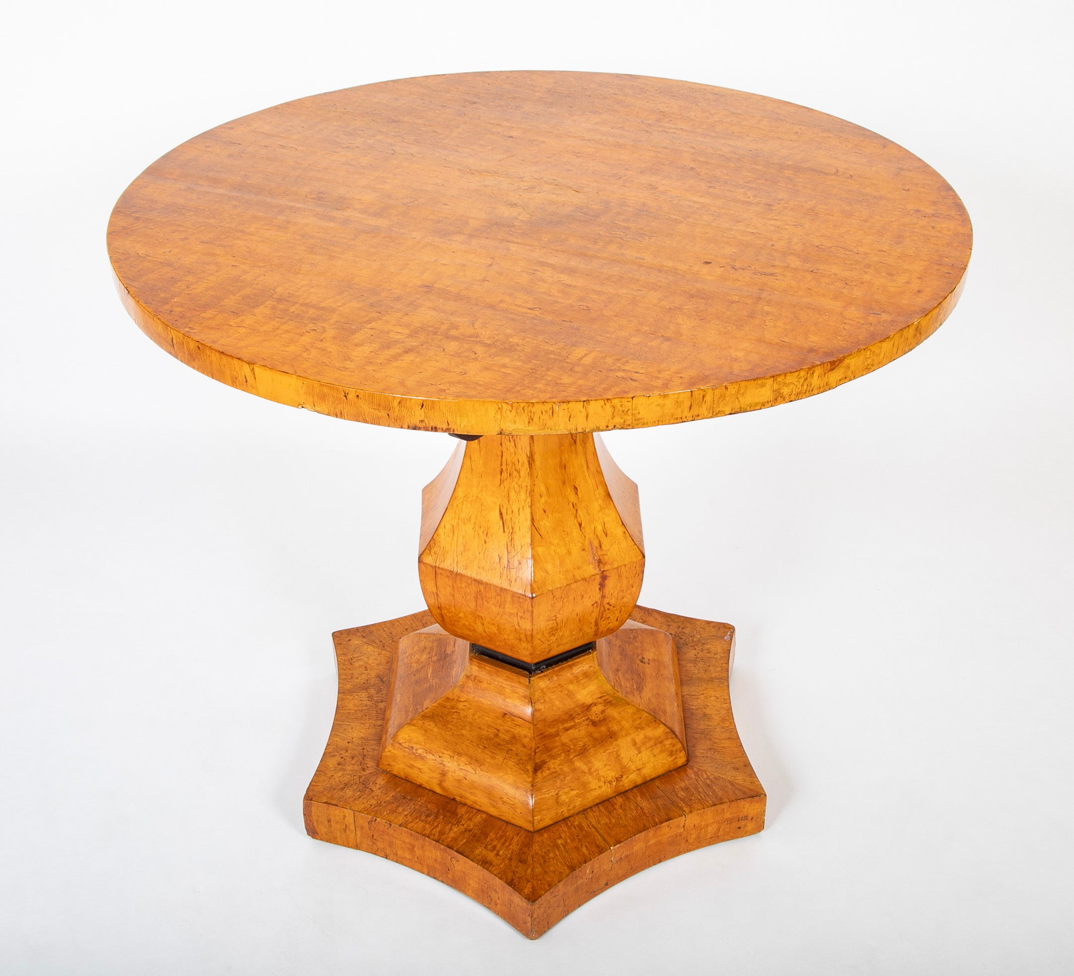 19th Century Northern European Biedermeier Table of Quilted Beech