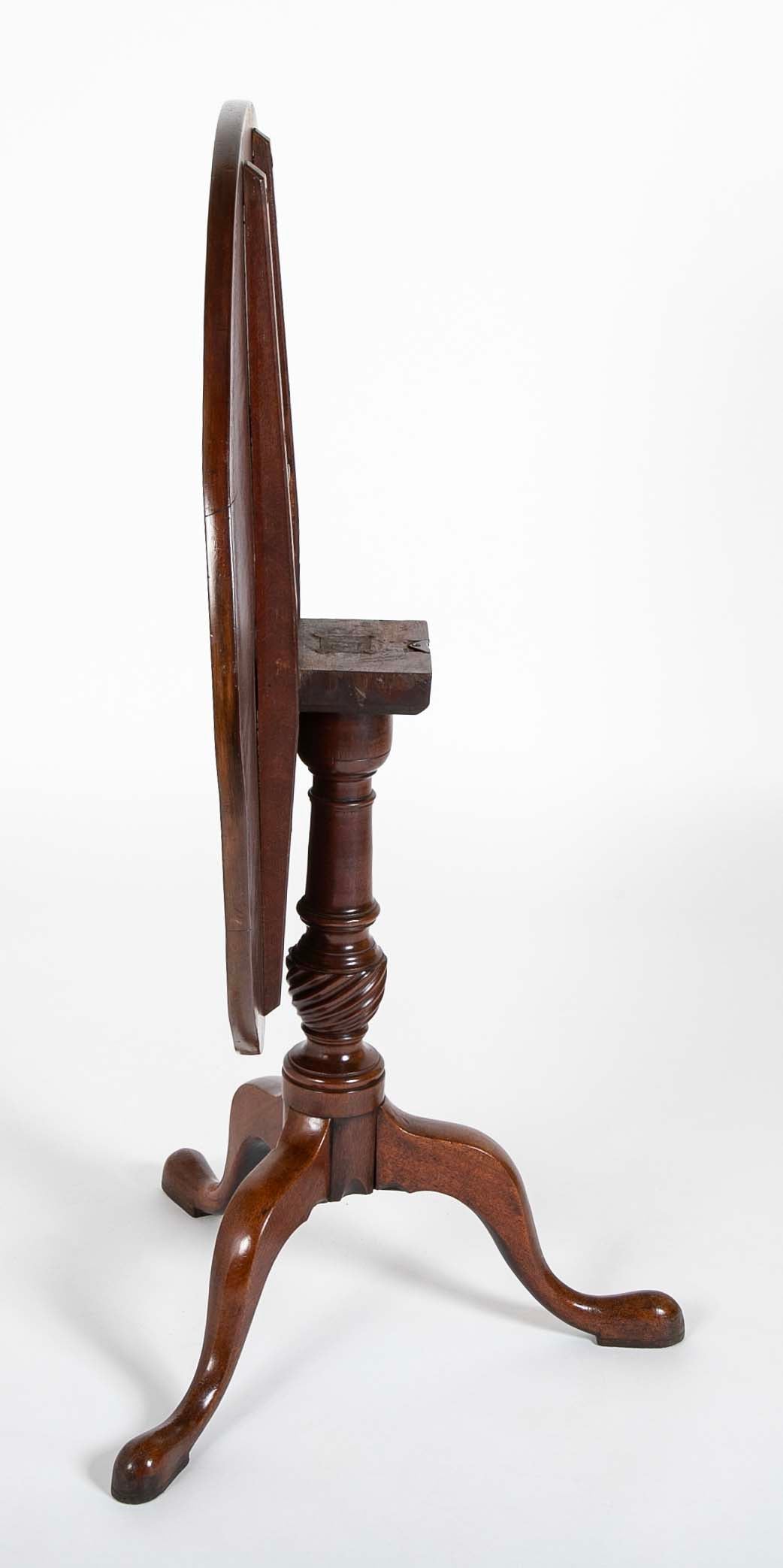 Mahogany Round Tilt Top Queen Anne Tea Table on 3 Cabriole Legs