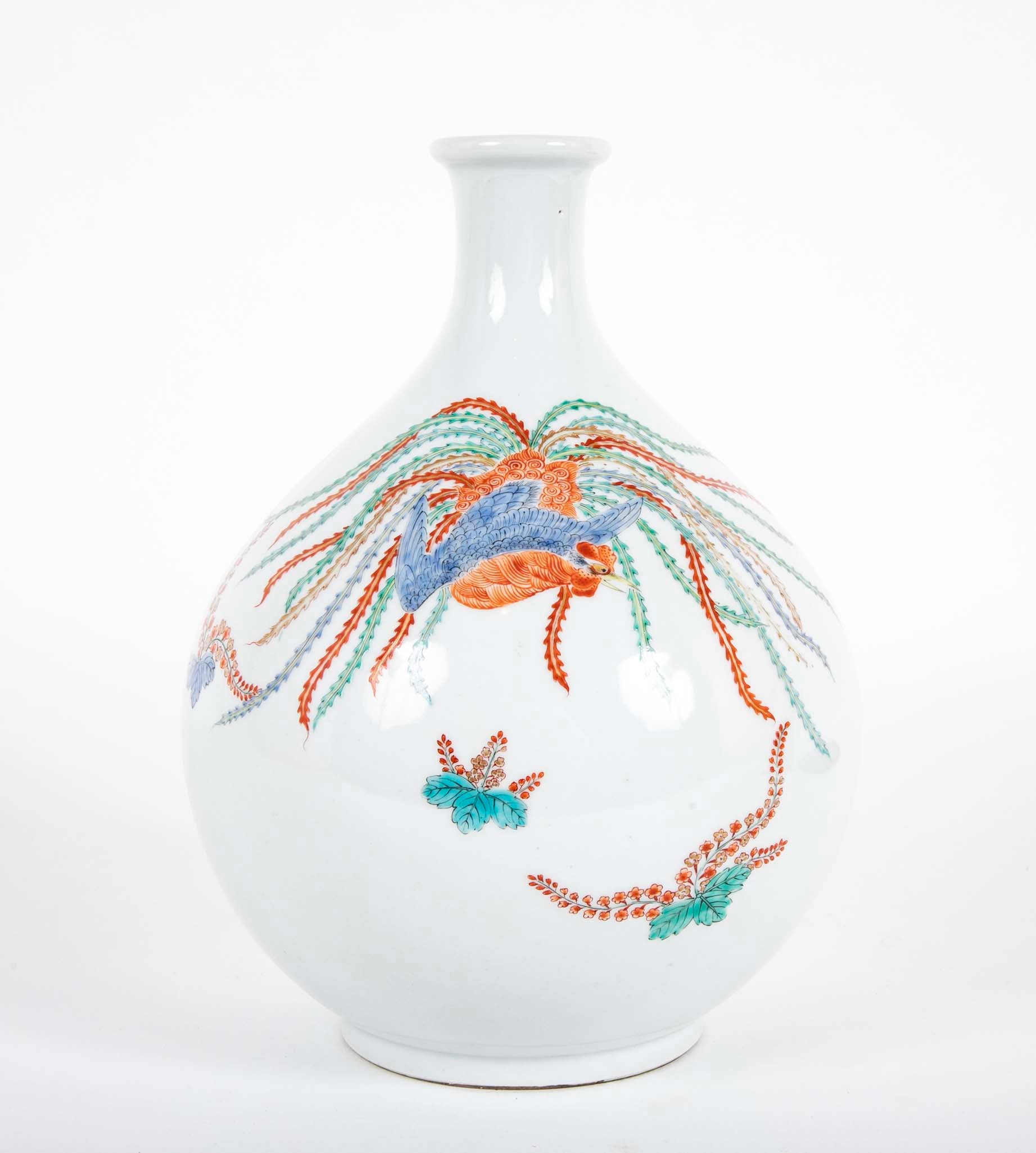 Kakiemon Porcelain Bottle Vase with Bladder Form with Phoenix and Paulownia Design
