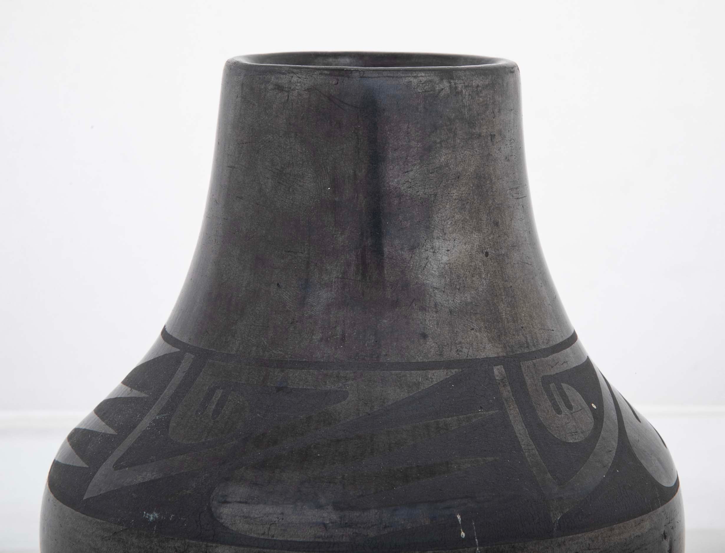Lupita Vigil Martinez Pueblo Blackware Vase with Birds