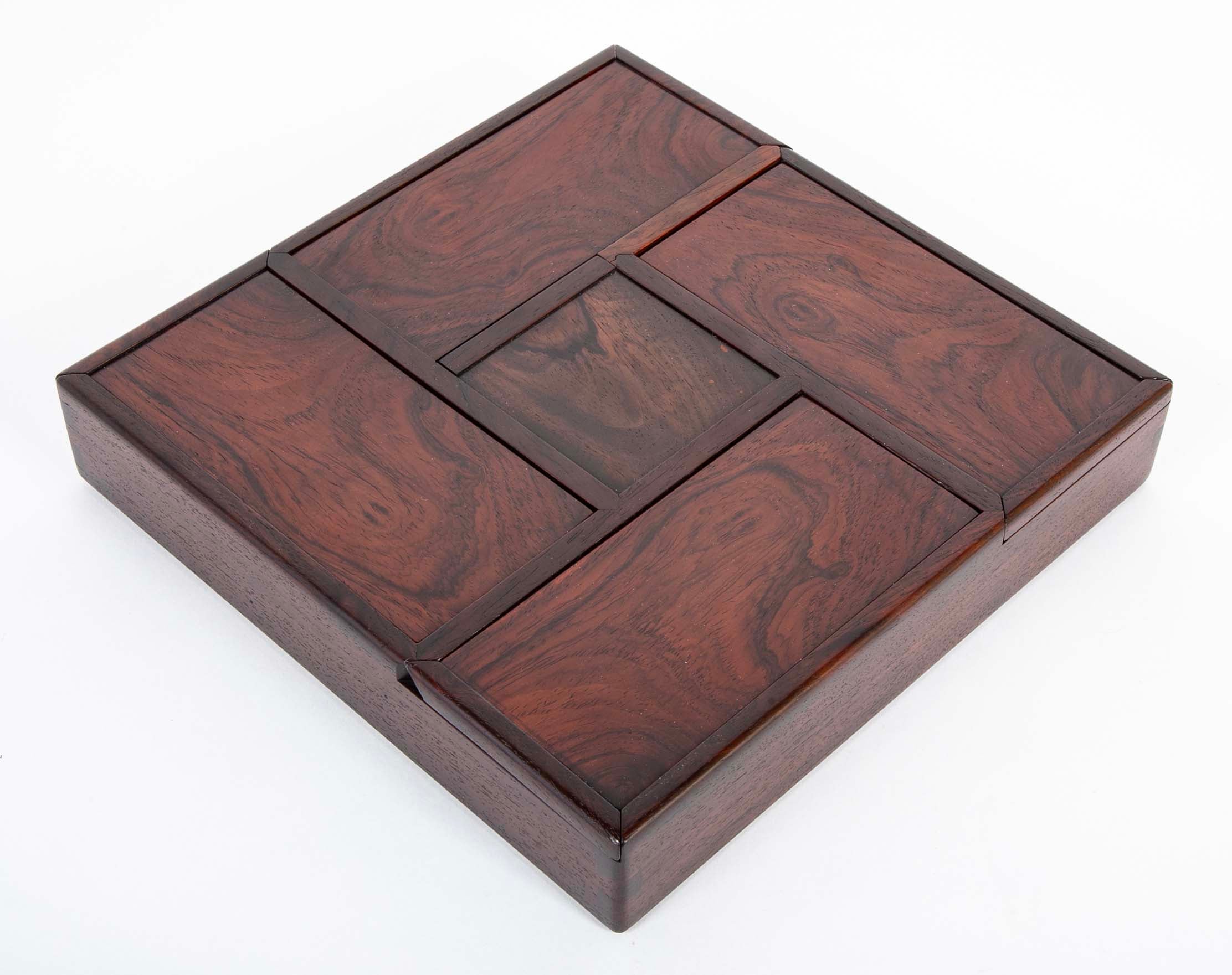 Covered Box for “Treasure” with Zitan Wood.