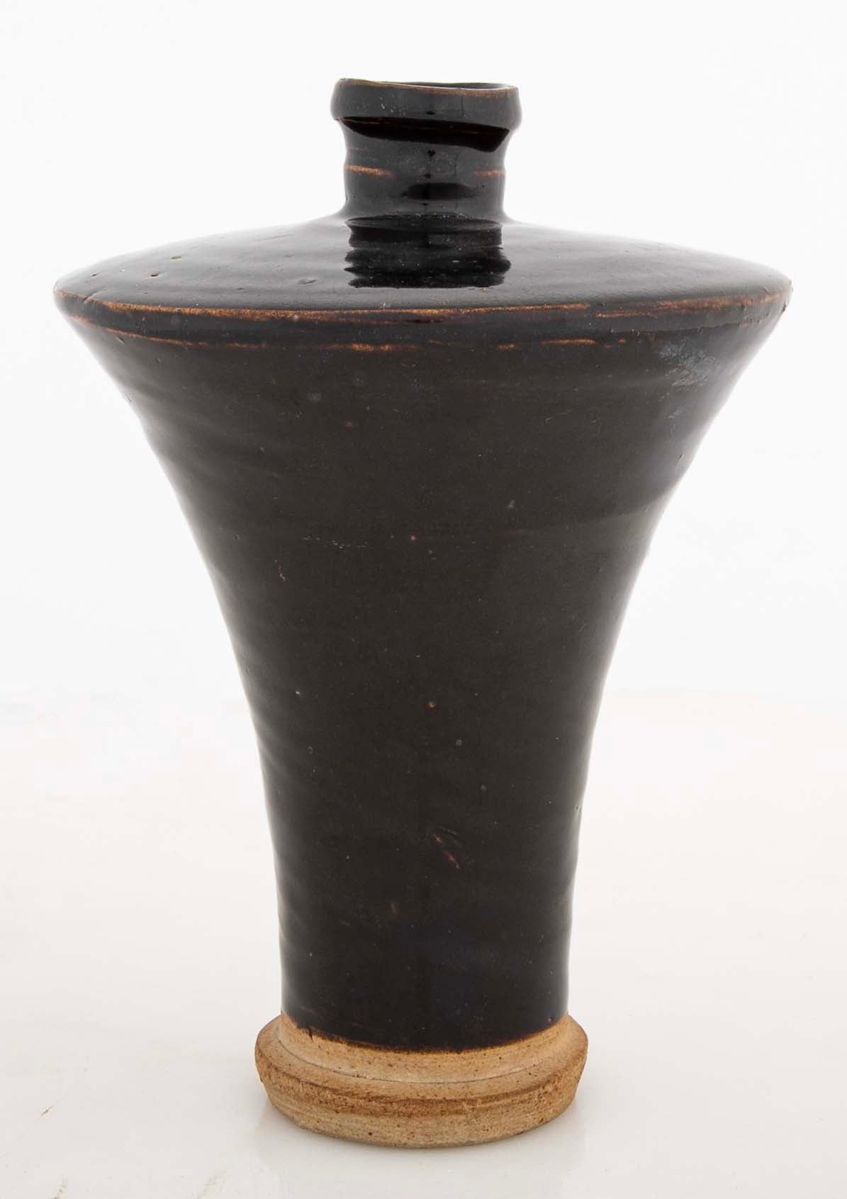 Chinese Song Dynasty Brown Glazed Ceramic Vessel