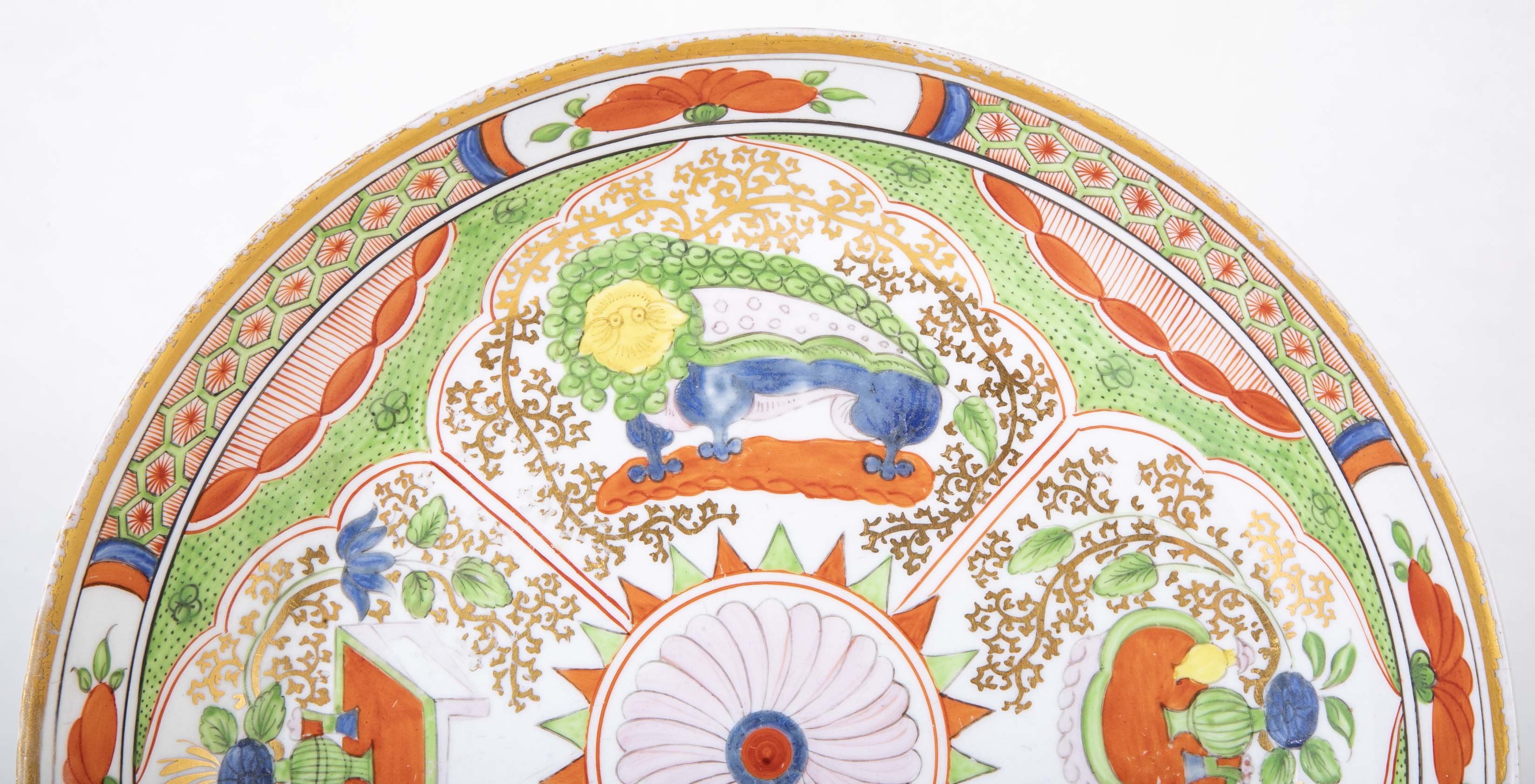 A Shallow Worcester Porcelain "Dragons in Compartments" Bowl
