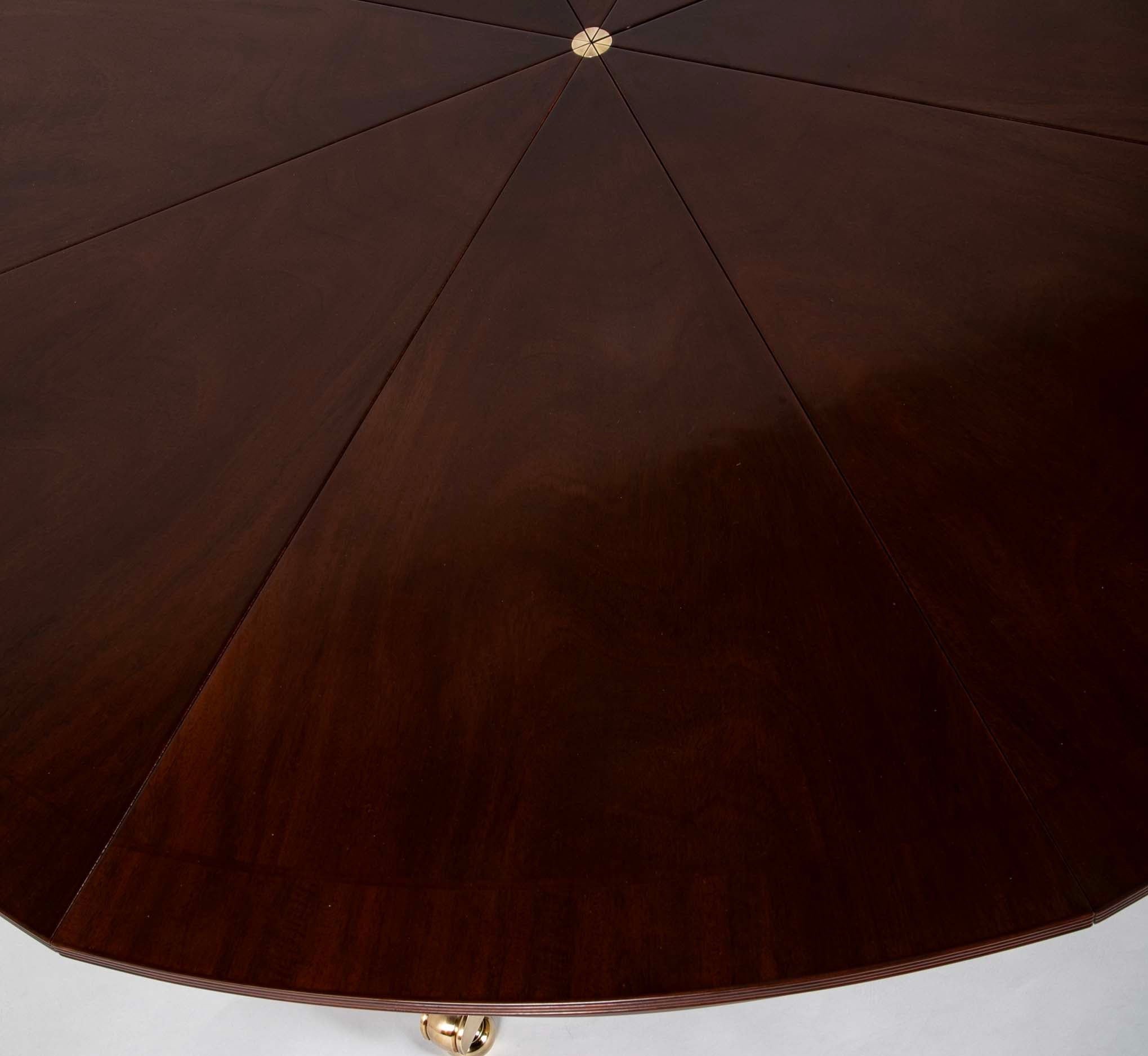 Mahogany Jupe Style Circular Extension Table