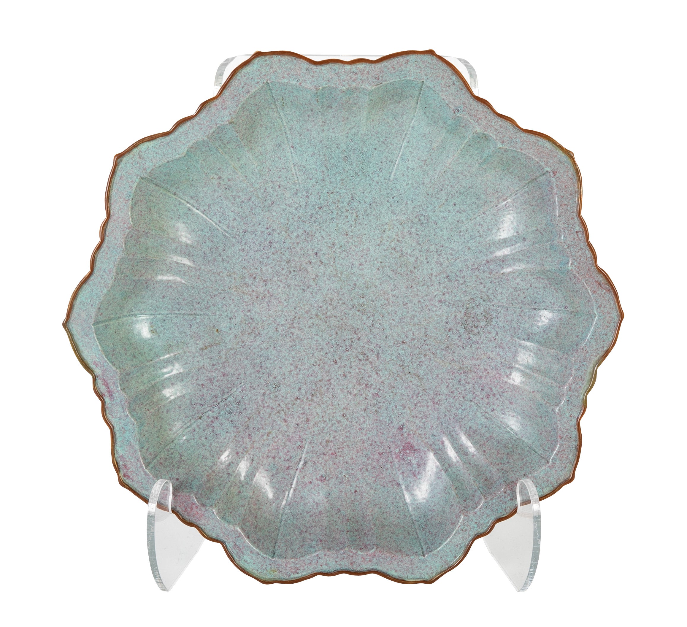 Late 19th Century Chinese Dish with Barbed Edge