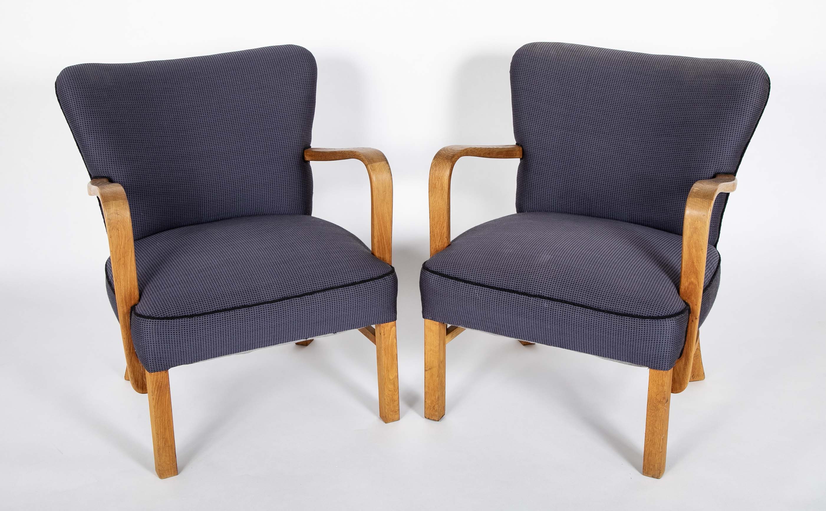 Pair of Danish Modern Oak Armchairs by Fritz Hansen