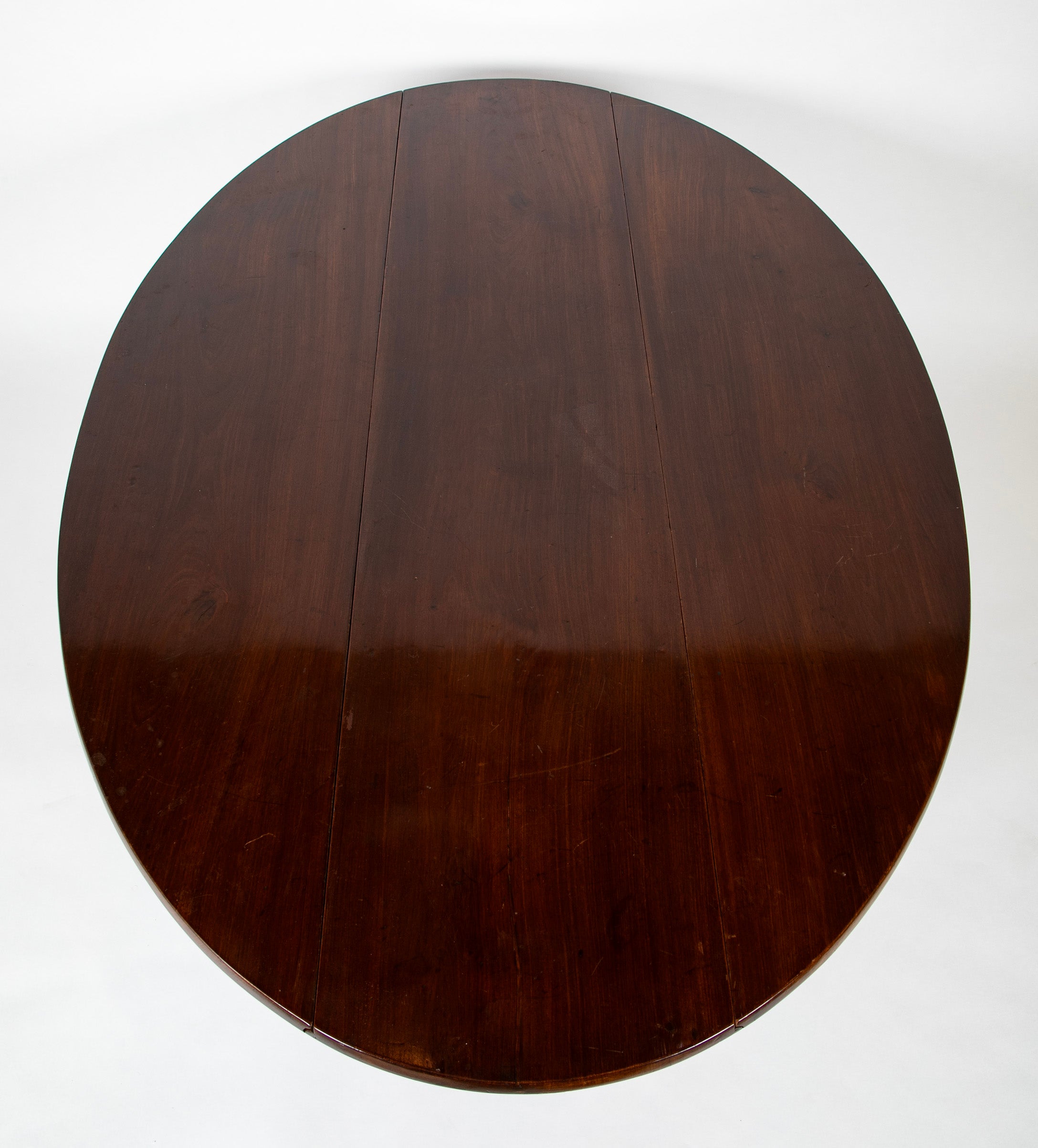 English George III Six Leg Mahogany Hunt Table