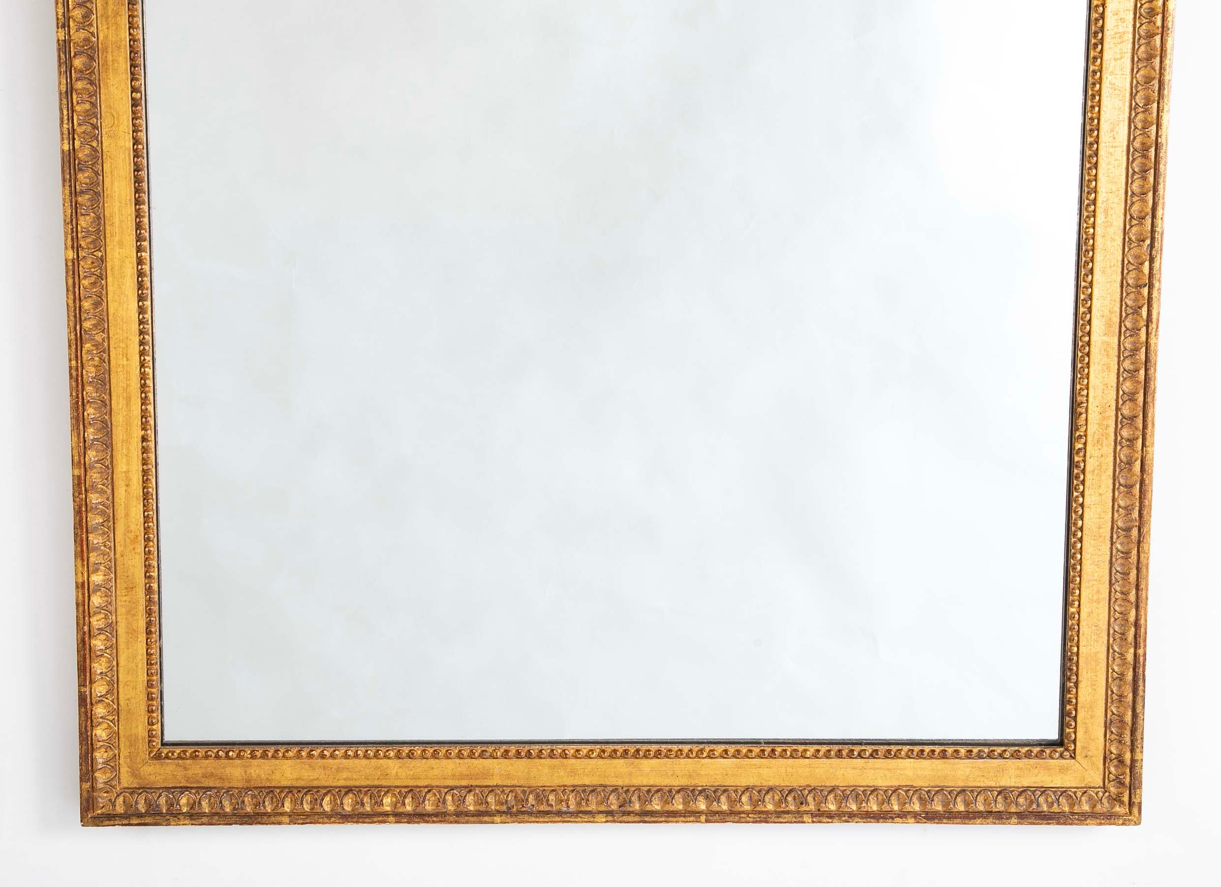 Italian Neoclassical Style Giltwood Arched Mirror