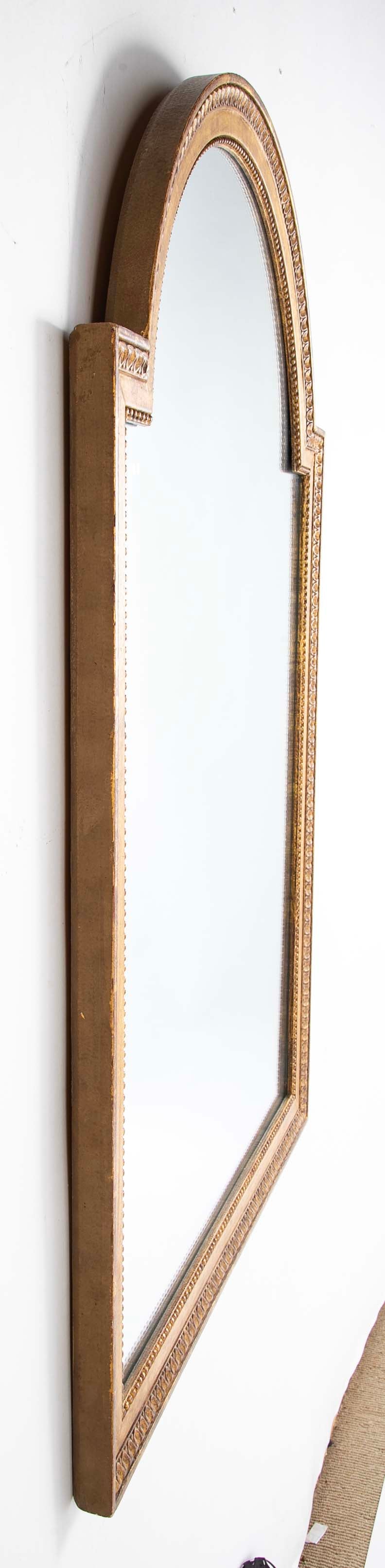 Italian Neoclassical Style Giltwood Arched Mirror
