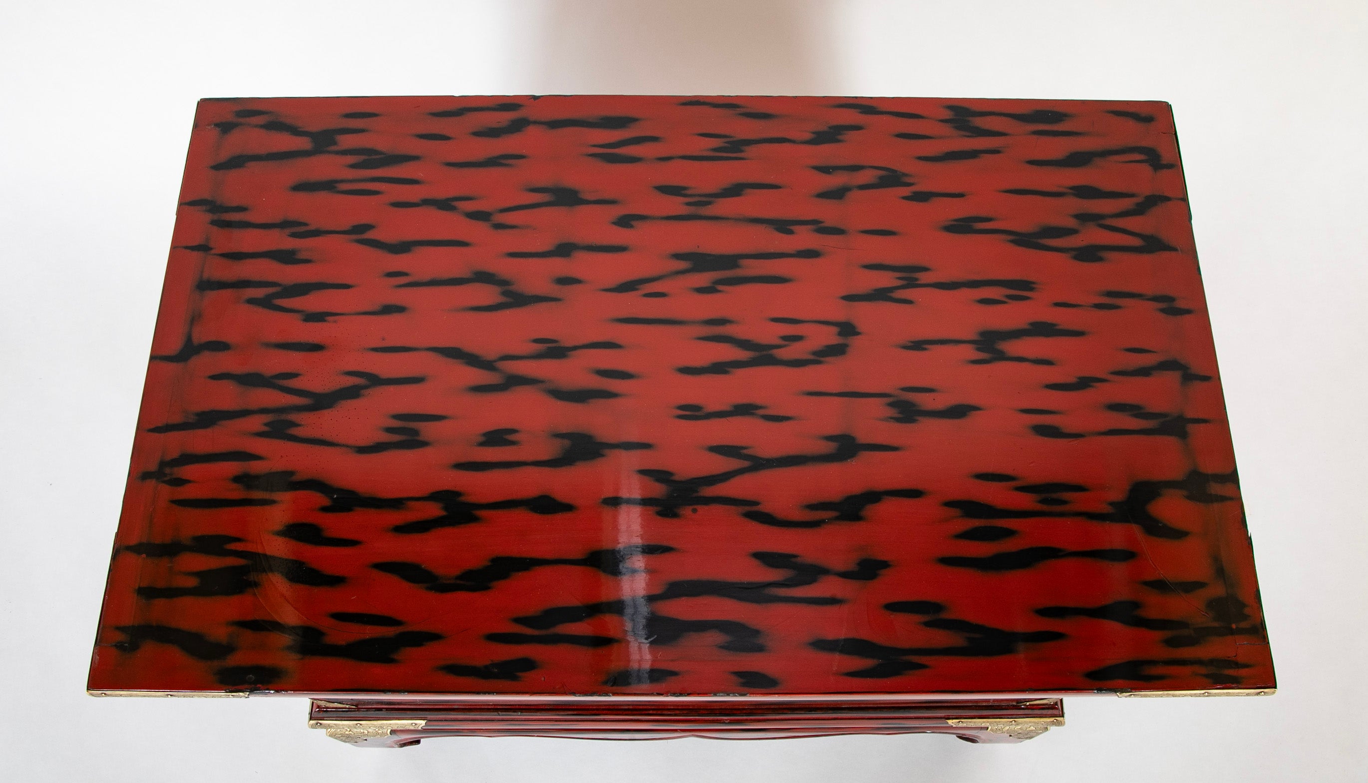 Pair Japanese Red and Black Lacquer Side Tables With Etched Brass Mounts