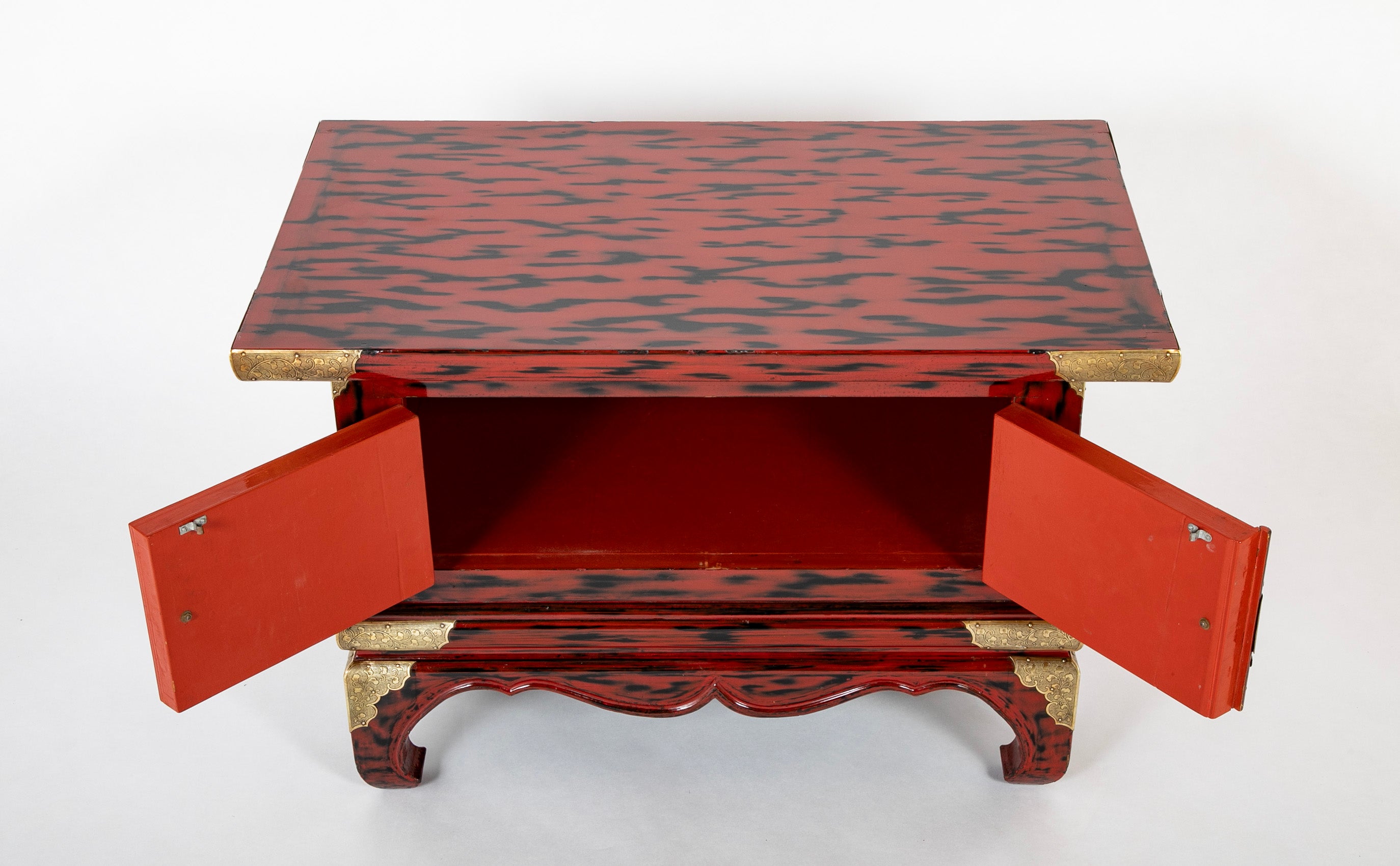 Pair Japanese Red and Black Lacquer Side Tables With Etched Brass Mounts