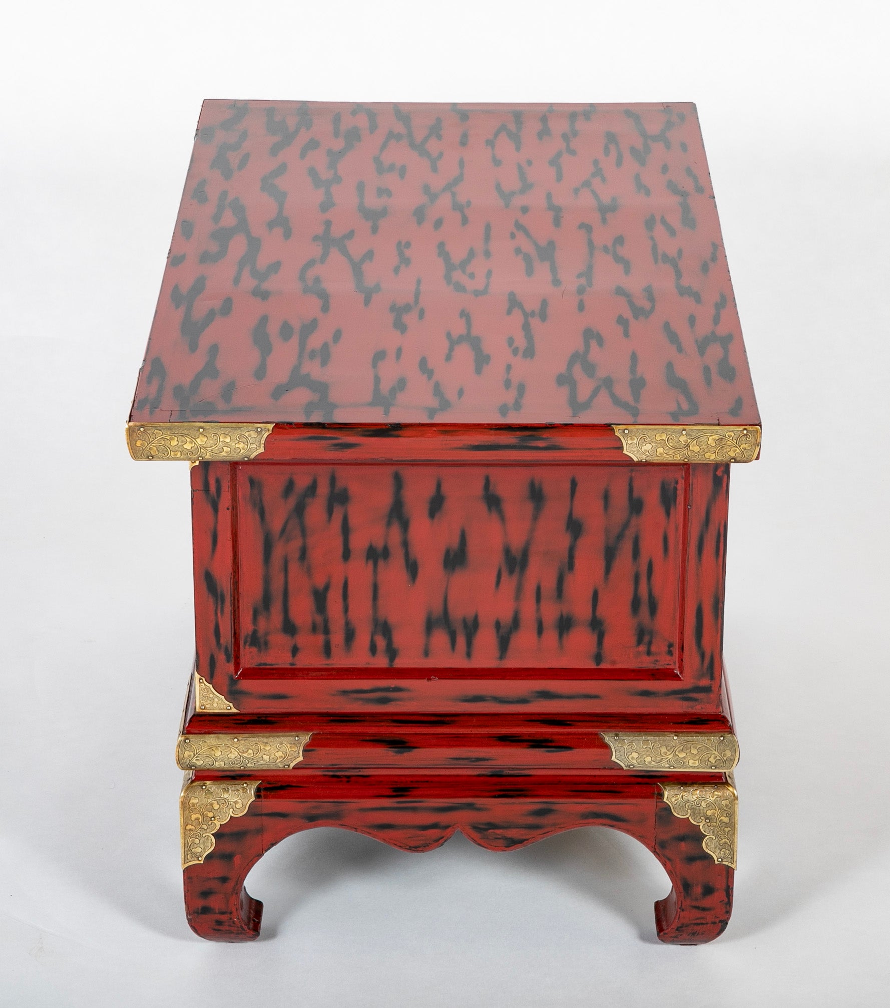 Pair Japanese Red and Black Lacquer Side Tables With Etched Brass Mounts