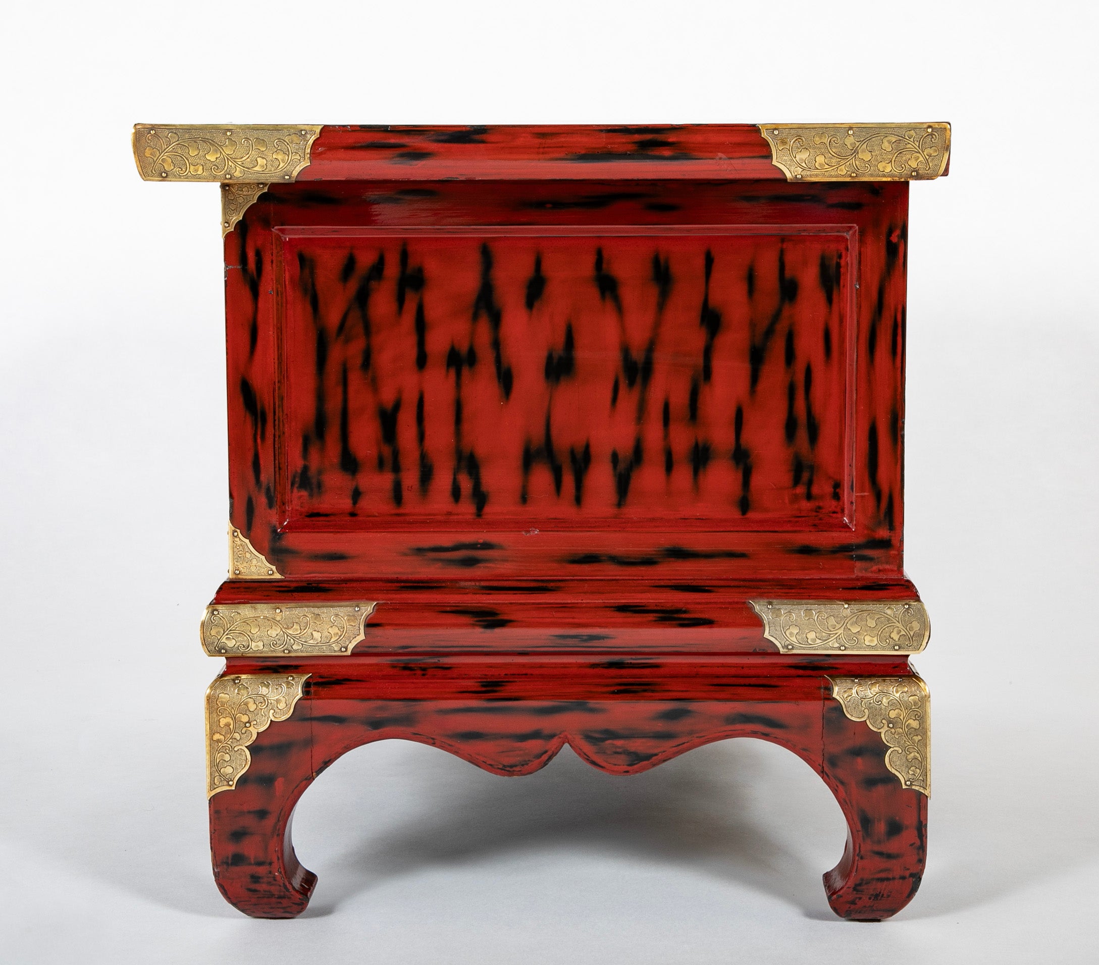 Pair Japanese Red and Black Lacquer Side Tables With Etched Brass Mounts