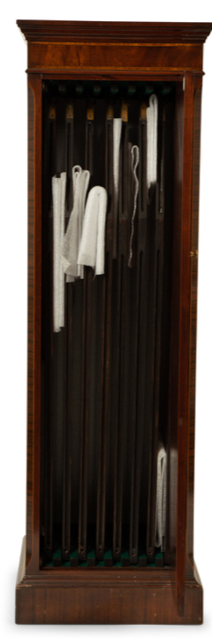 A Regency Style Jupe Dining Table in Mahogany