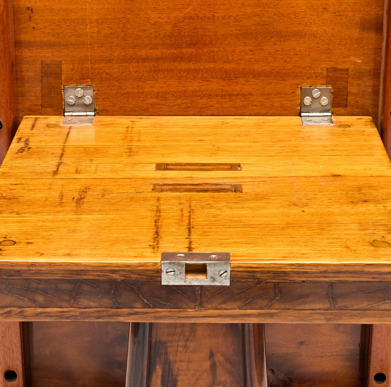 A Regency Rosewood Center Table