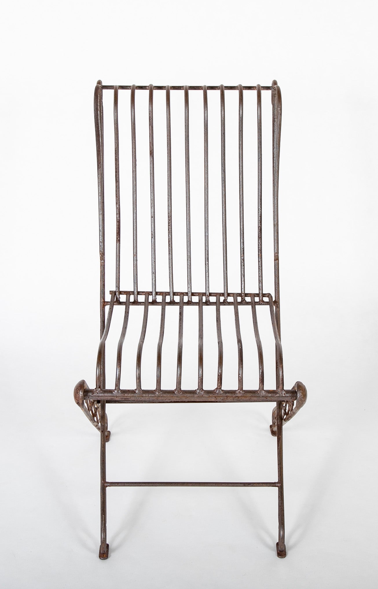 Pair of English Victorian Folding Garden Chairs of Iron