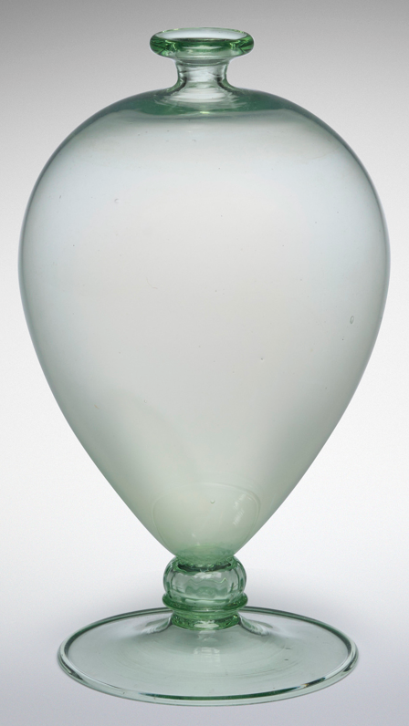 Vittorio Zecchin Veronese Vase Model 1633 produced by Venini