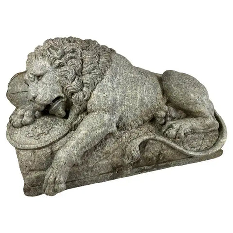 19th Century Serpentine Carving of 'The Dying Lion' After Bertel Thorvaldsen