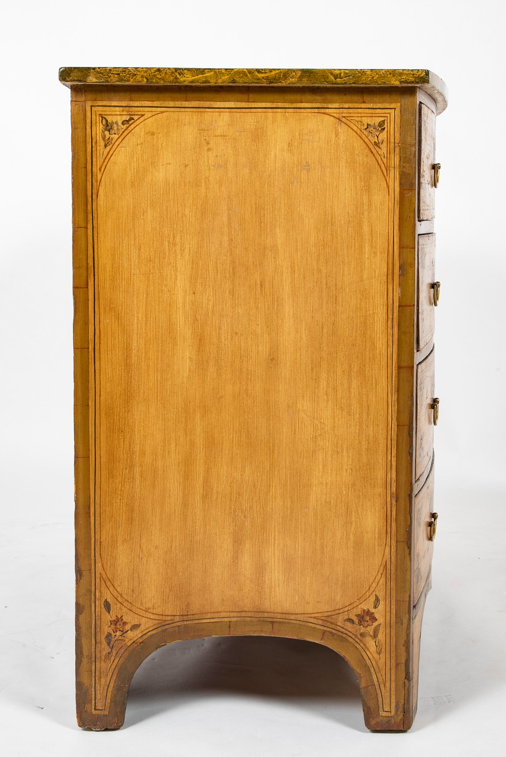 American Federal Bow Front Chest of Drawers with Faux Painted Decoration