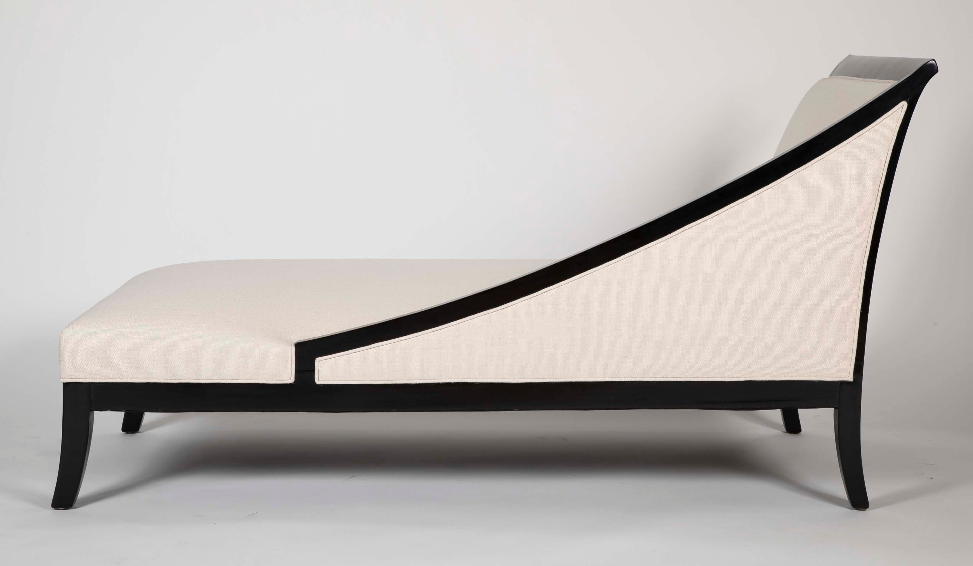Art Deco French Ebonized Daybed with Graceful Lines