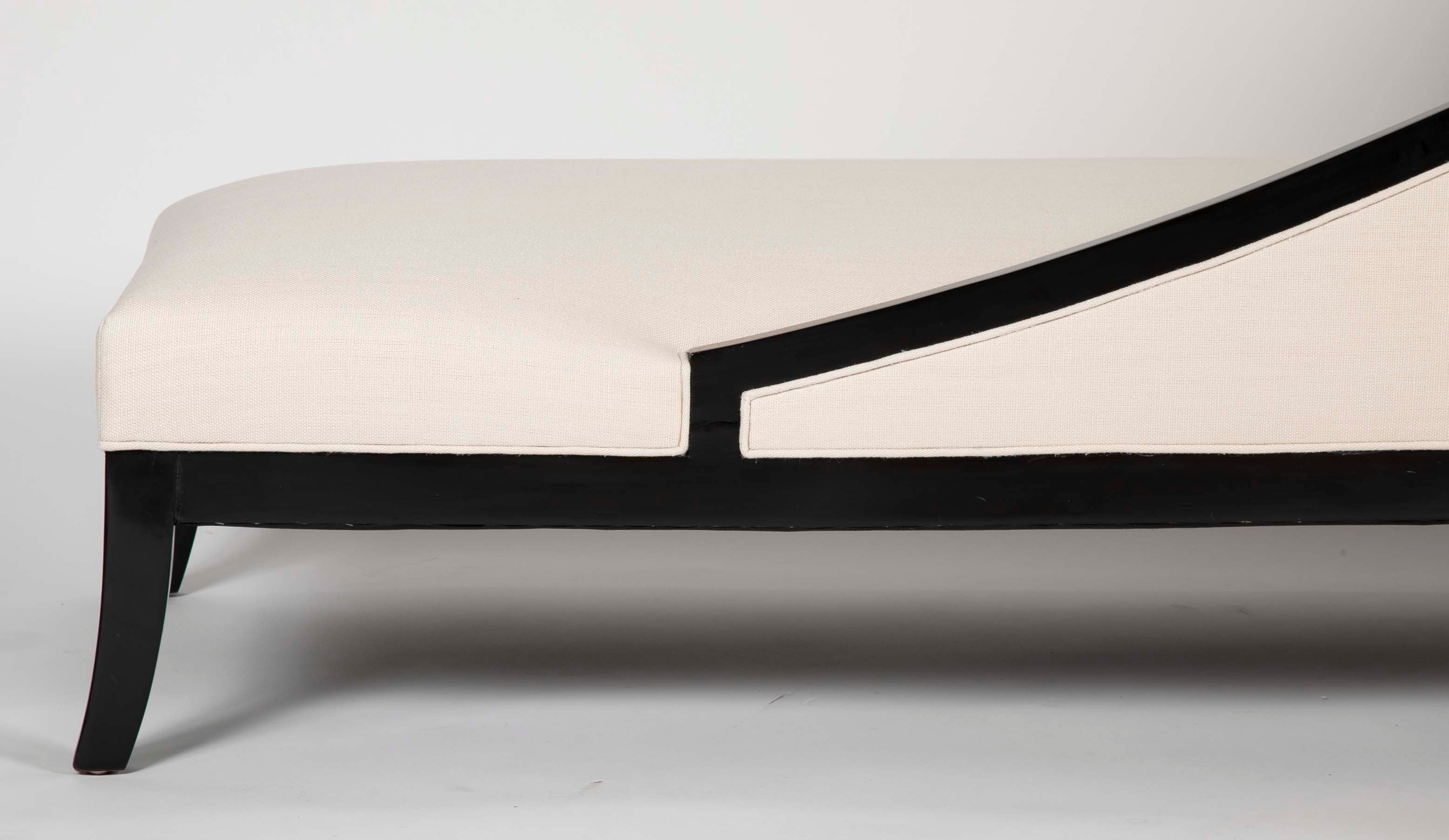 Art Deco French Ebonized Daybed with Graceful Lines