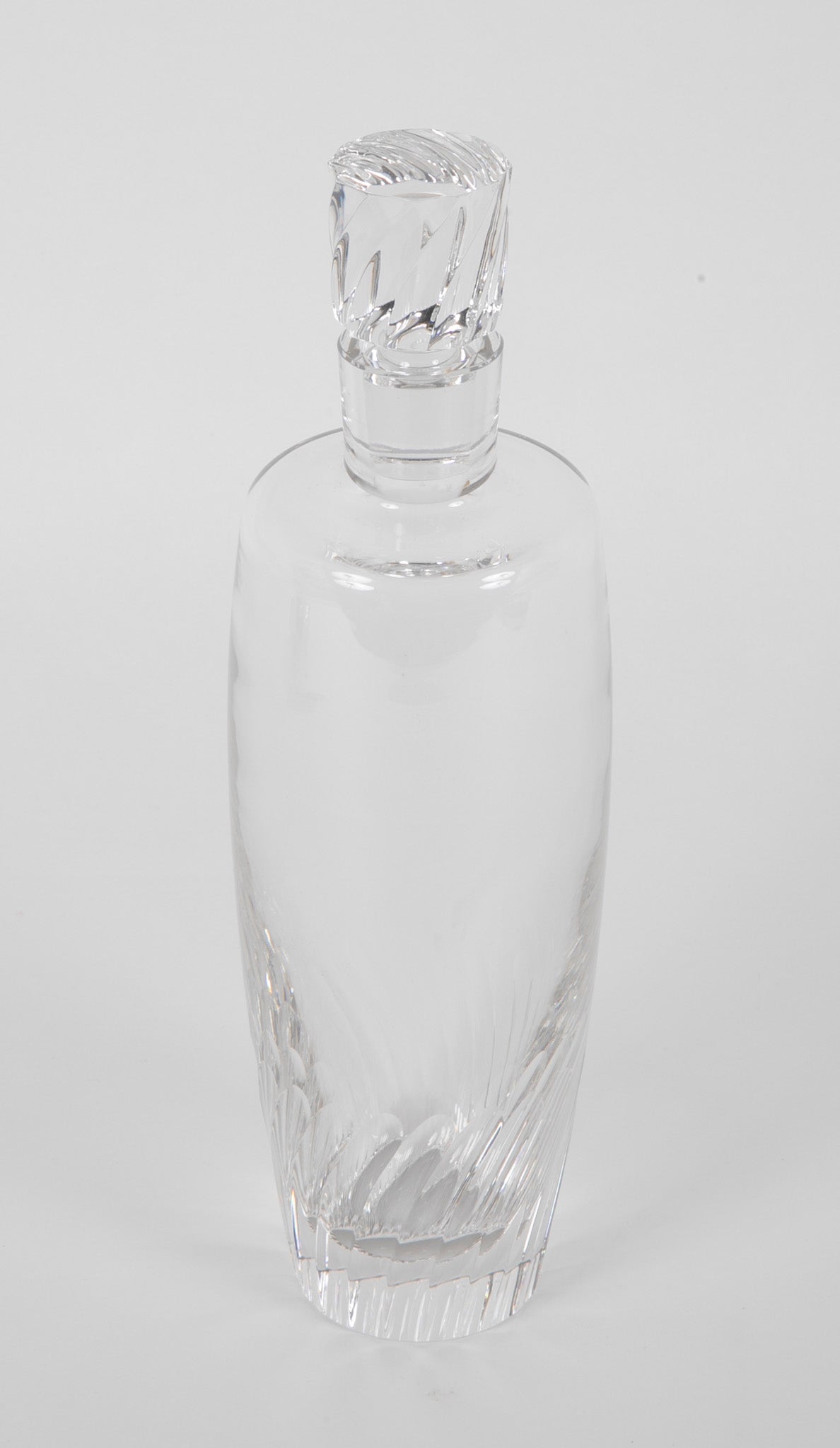 Steuben Crystal Decanter with Swirl Design to Base & Stopper