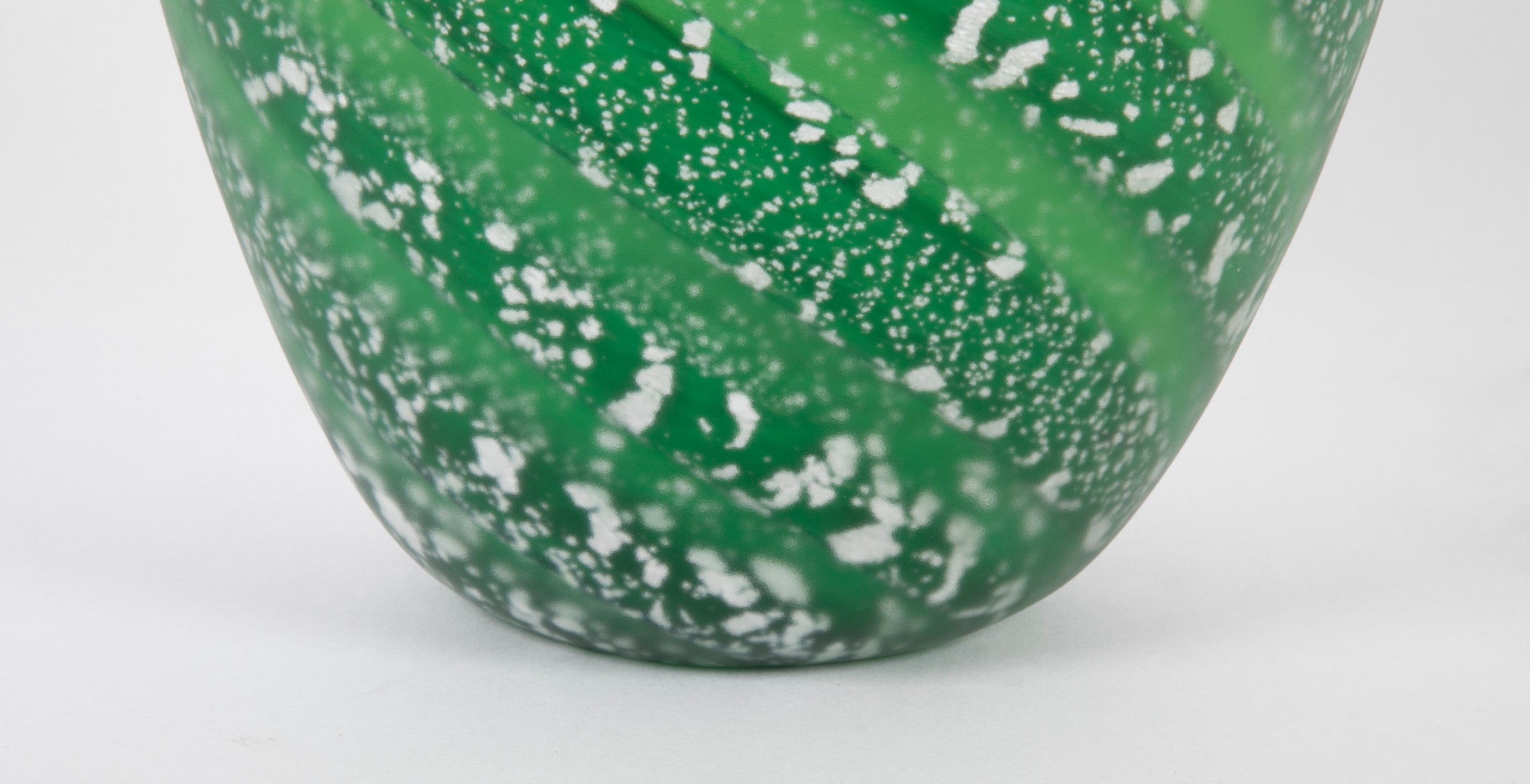Green Art Glass Vase by Japanese Master Glass Artist Hisatoshi Iwata