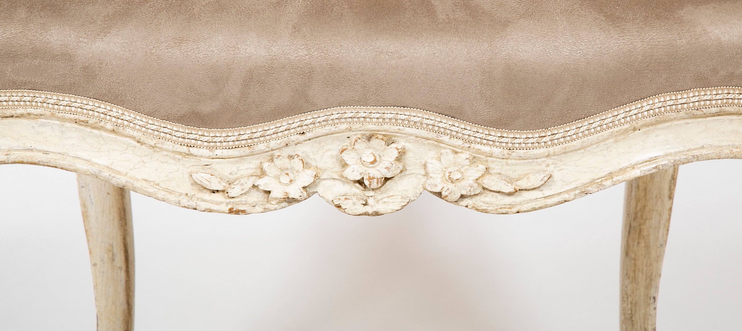 Mid 18th Century Pair of Louis XV Fauteuils