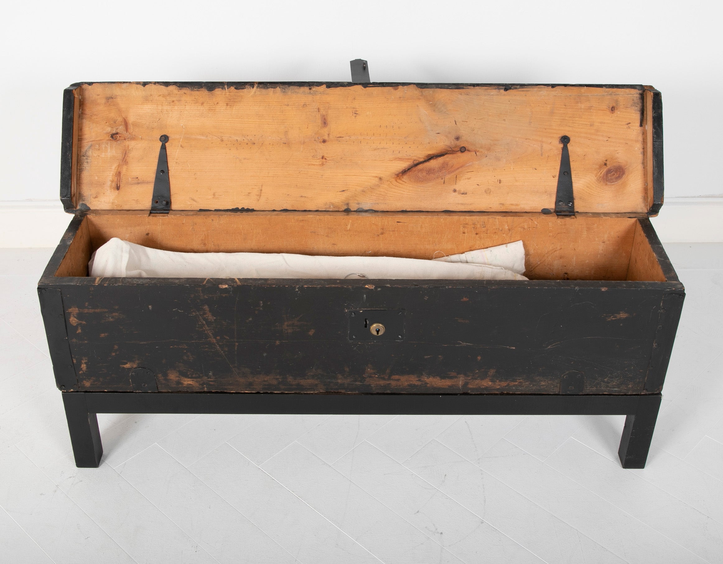 Late 19th Century British Officer's Campaign Bed with Original Storage Chest